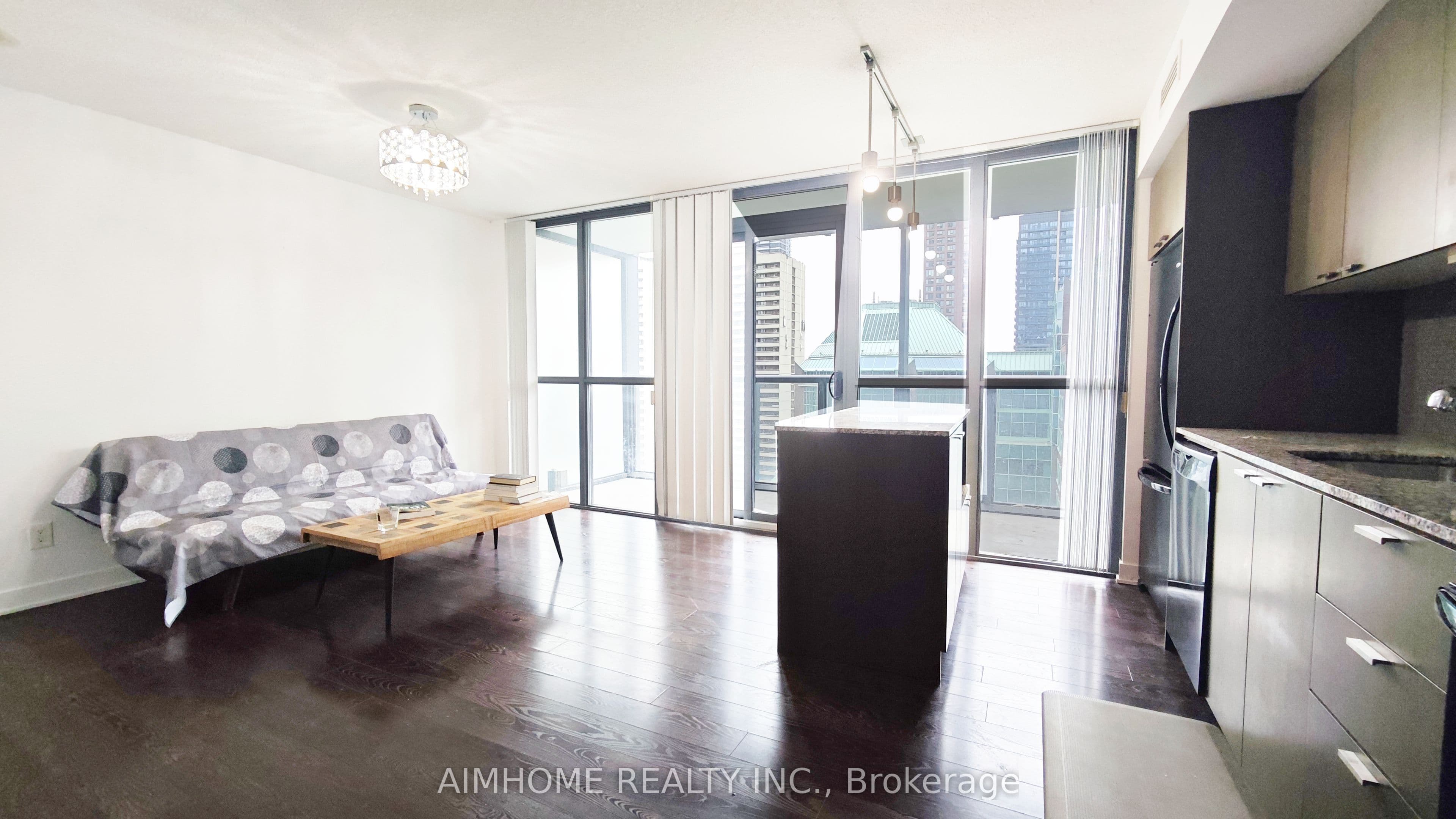 Unit 1510 110 Charles Street photo 1