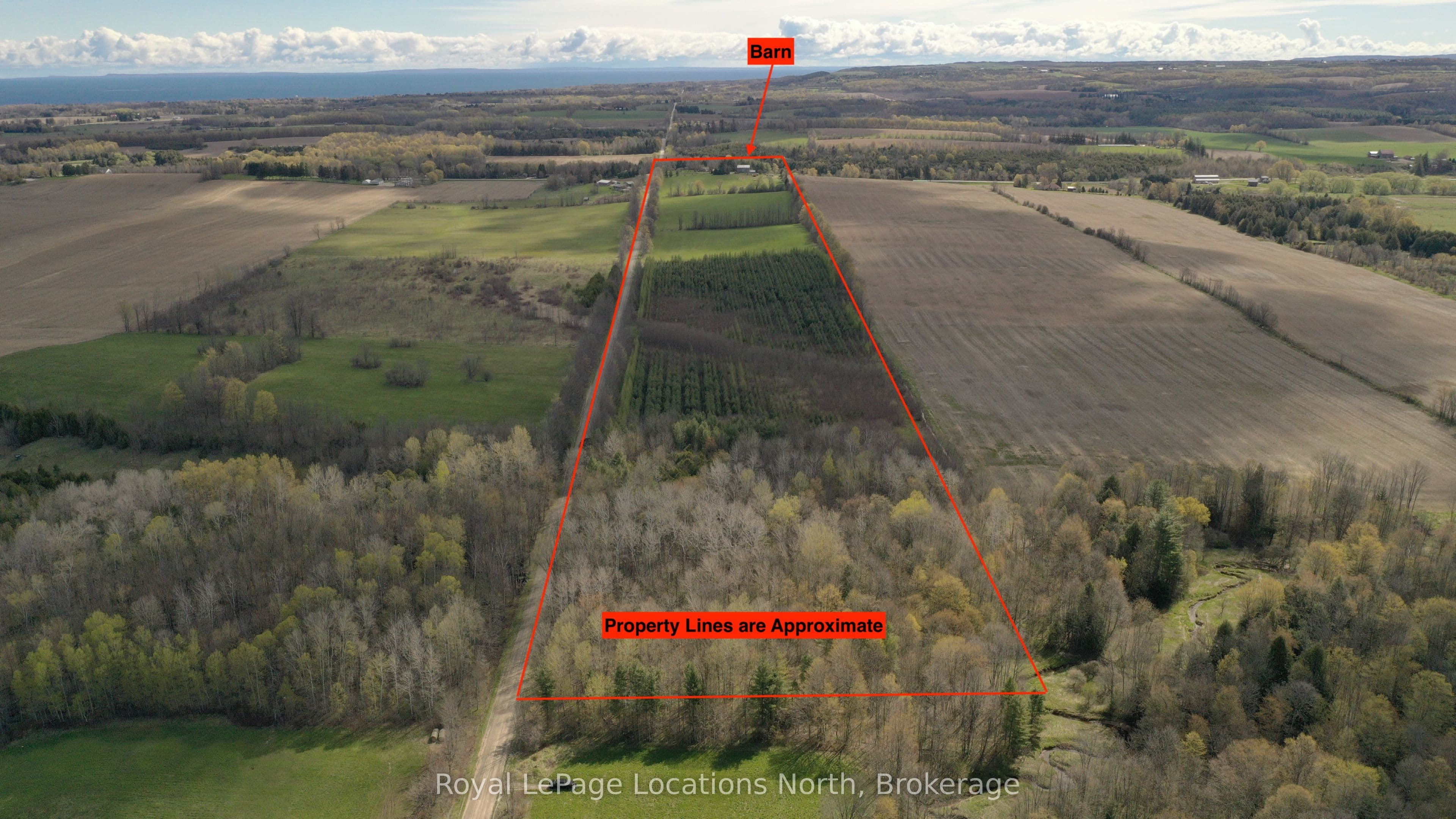 125552 13 Side Road photo 1