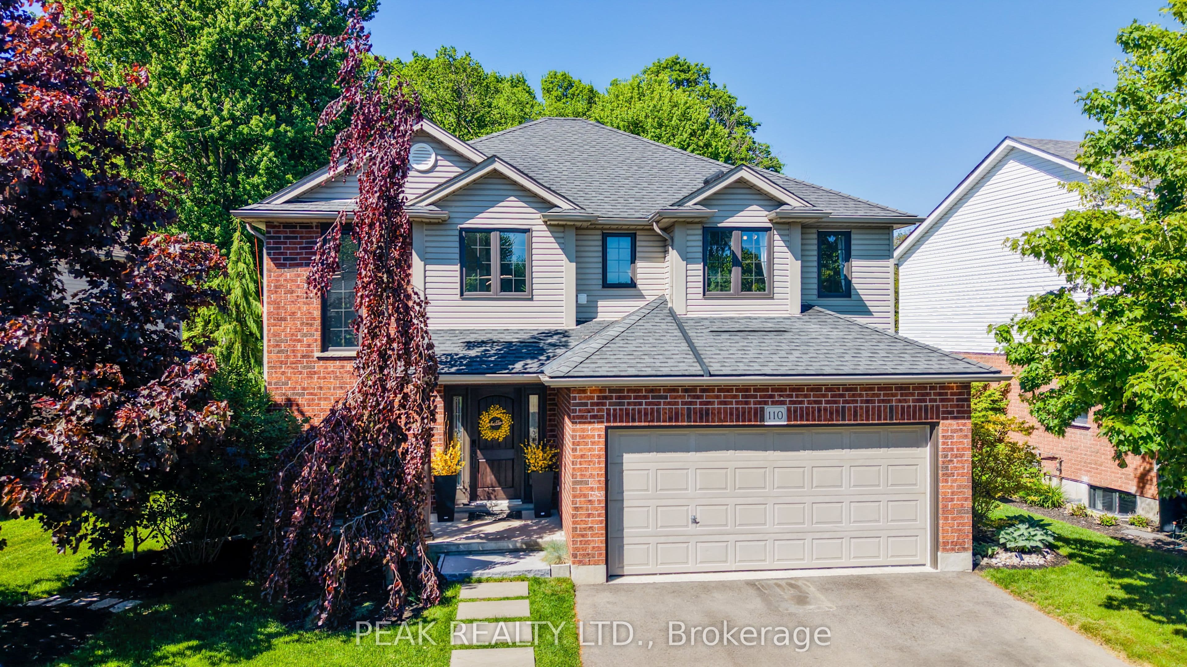 110 Laschinger Boulevard photo 1