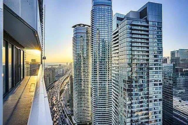 Unit 4403 100 Harbour Street photo 1