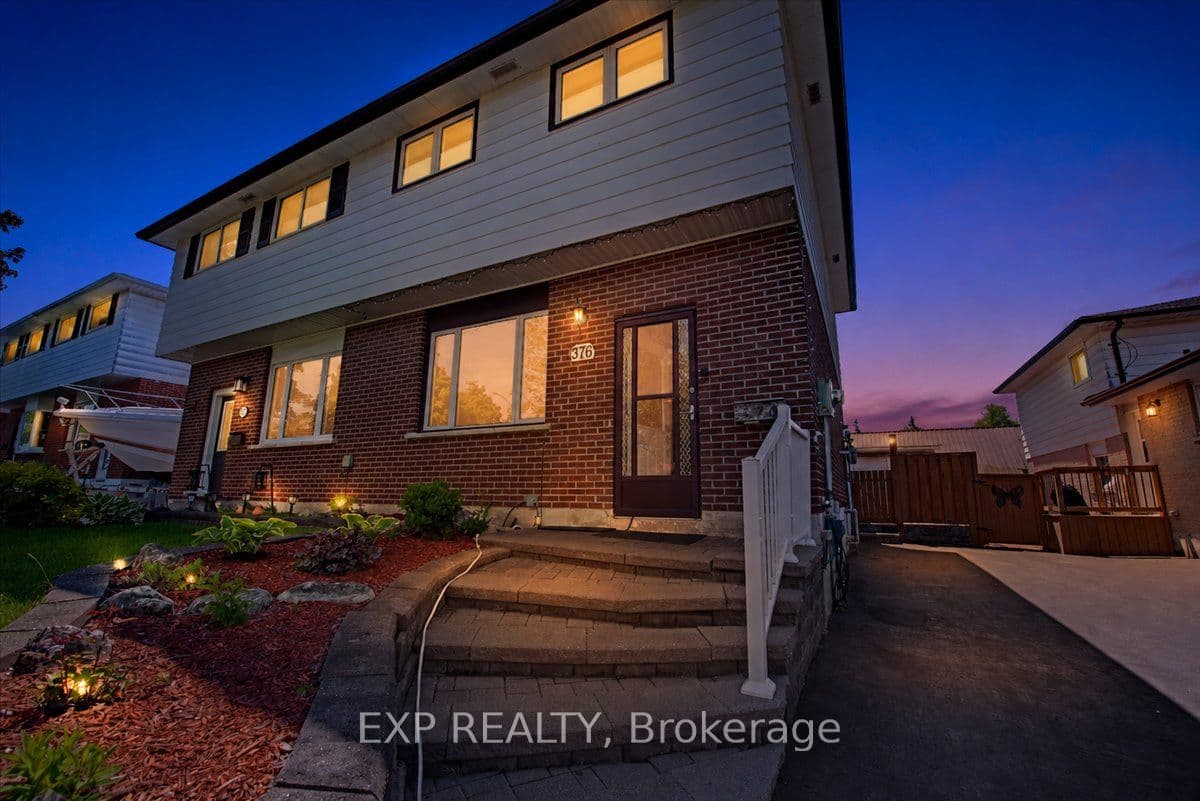 376 Surrey Drive photo 1