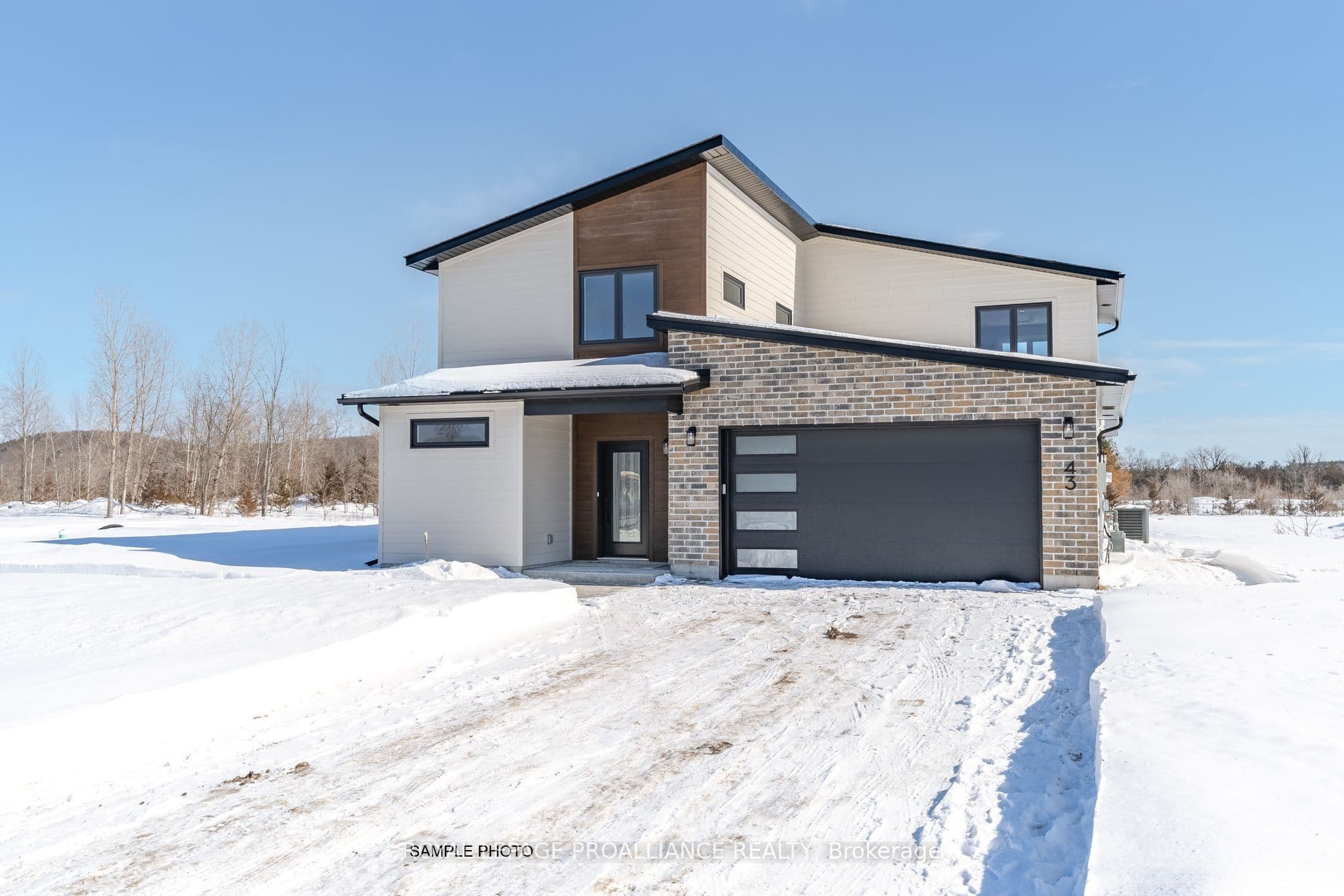 28 Fraser Drive photo 1