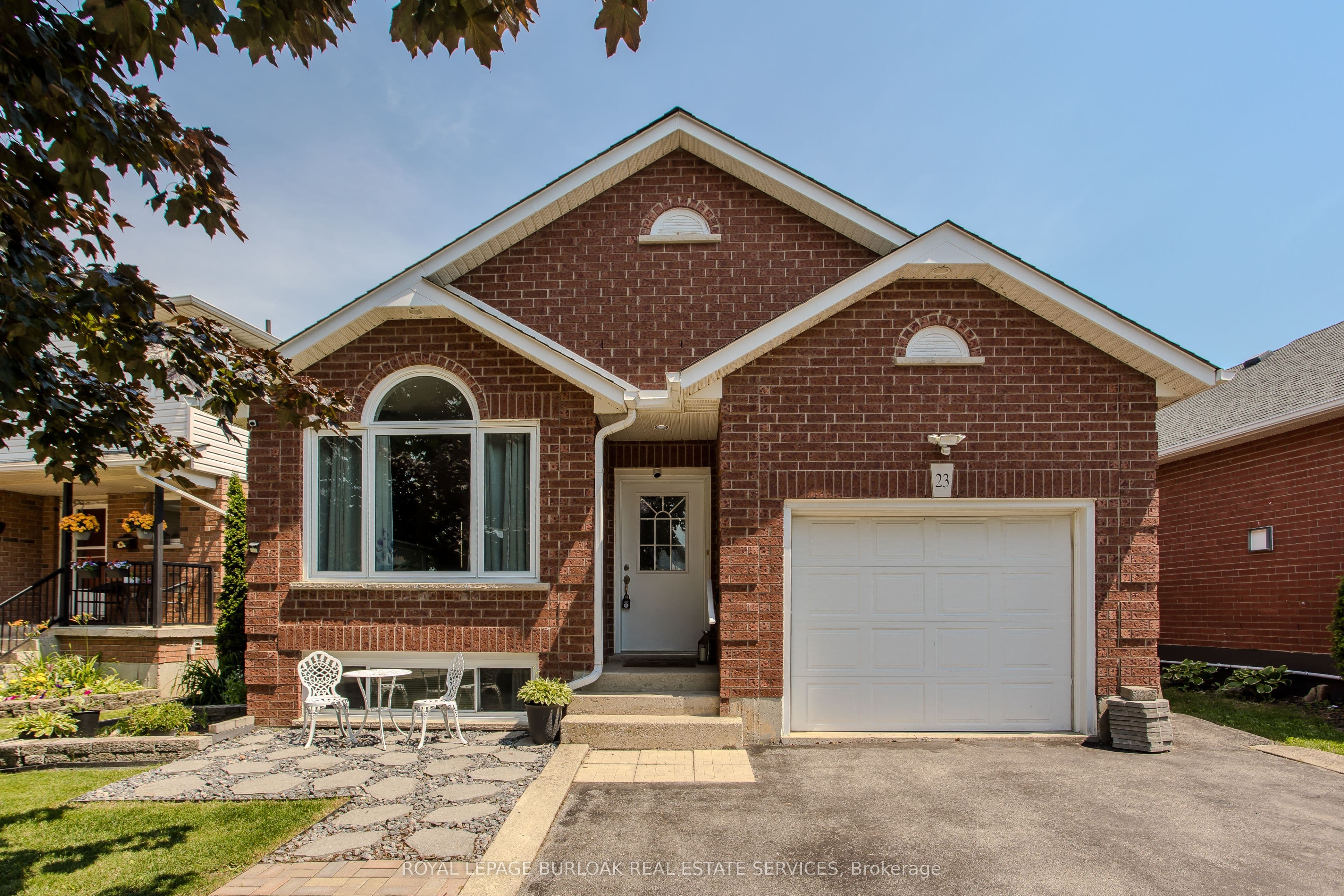 23 Annapolis Way photo 1