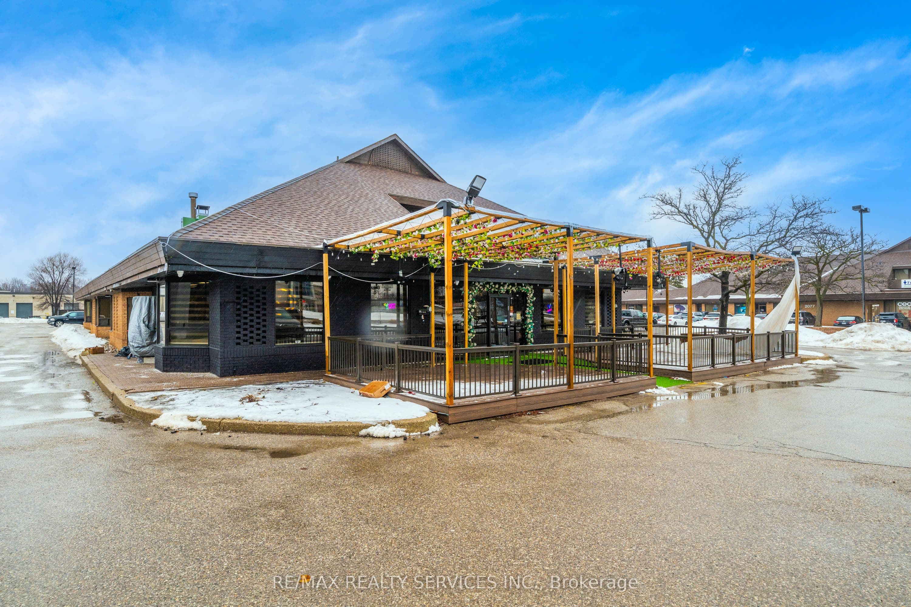 2055 Dundas Street photo 1