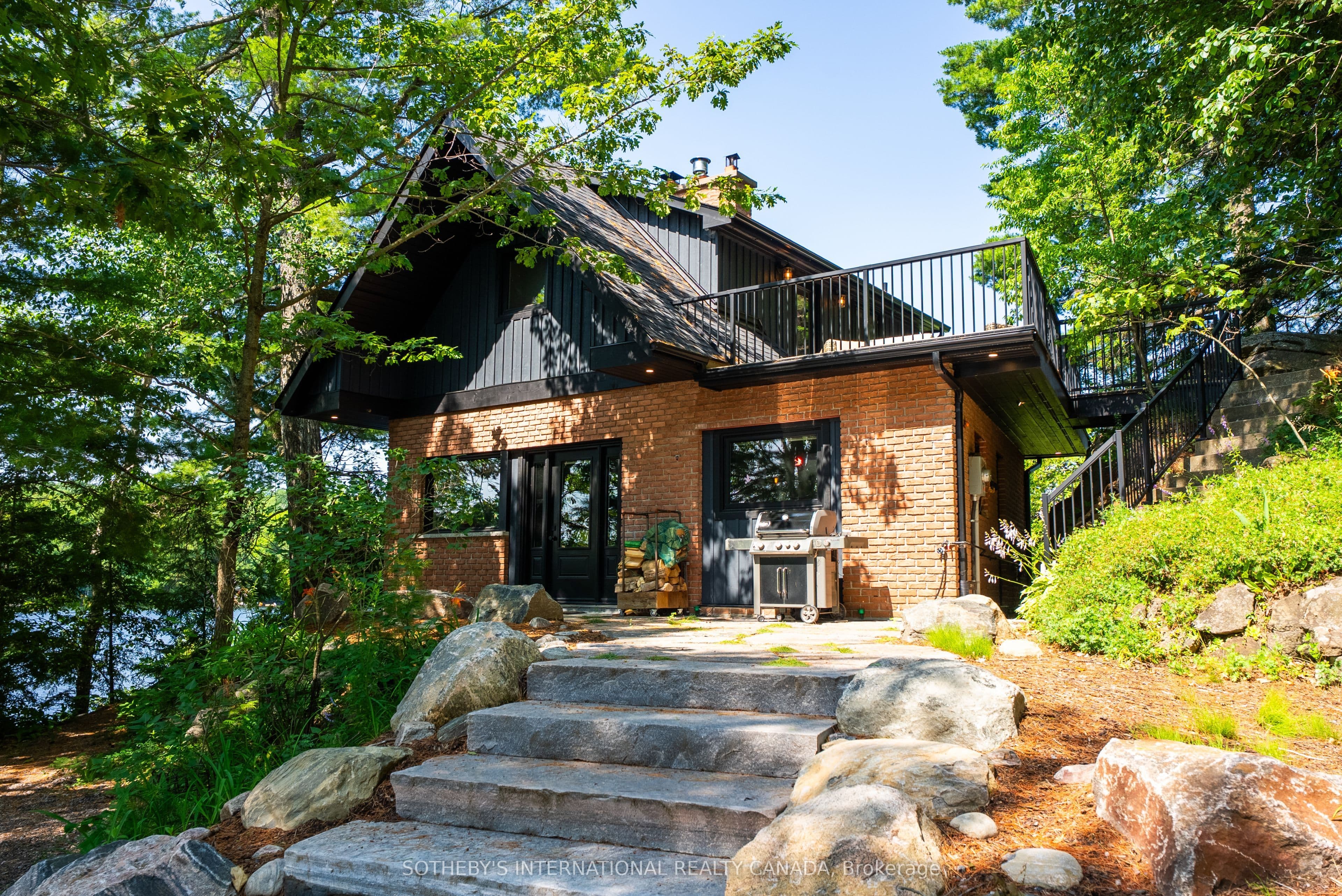 1023 McCabe Road photo 1