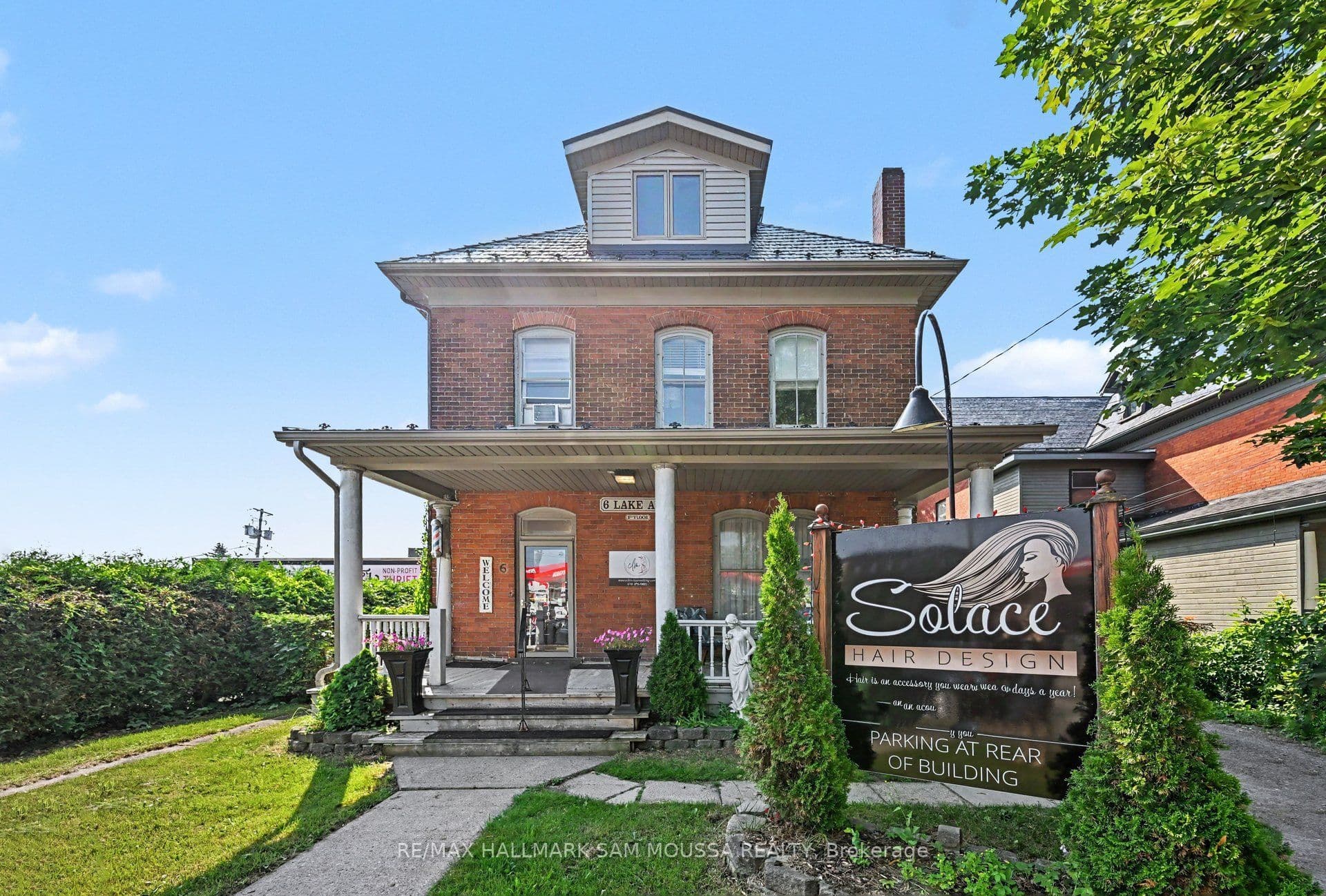 6 Lake Avenue photo 1