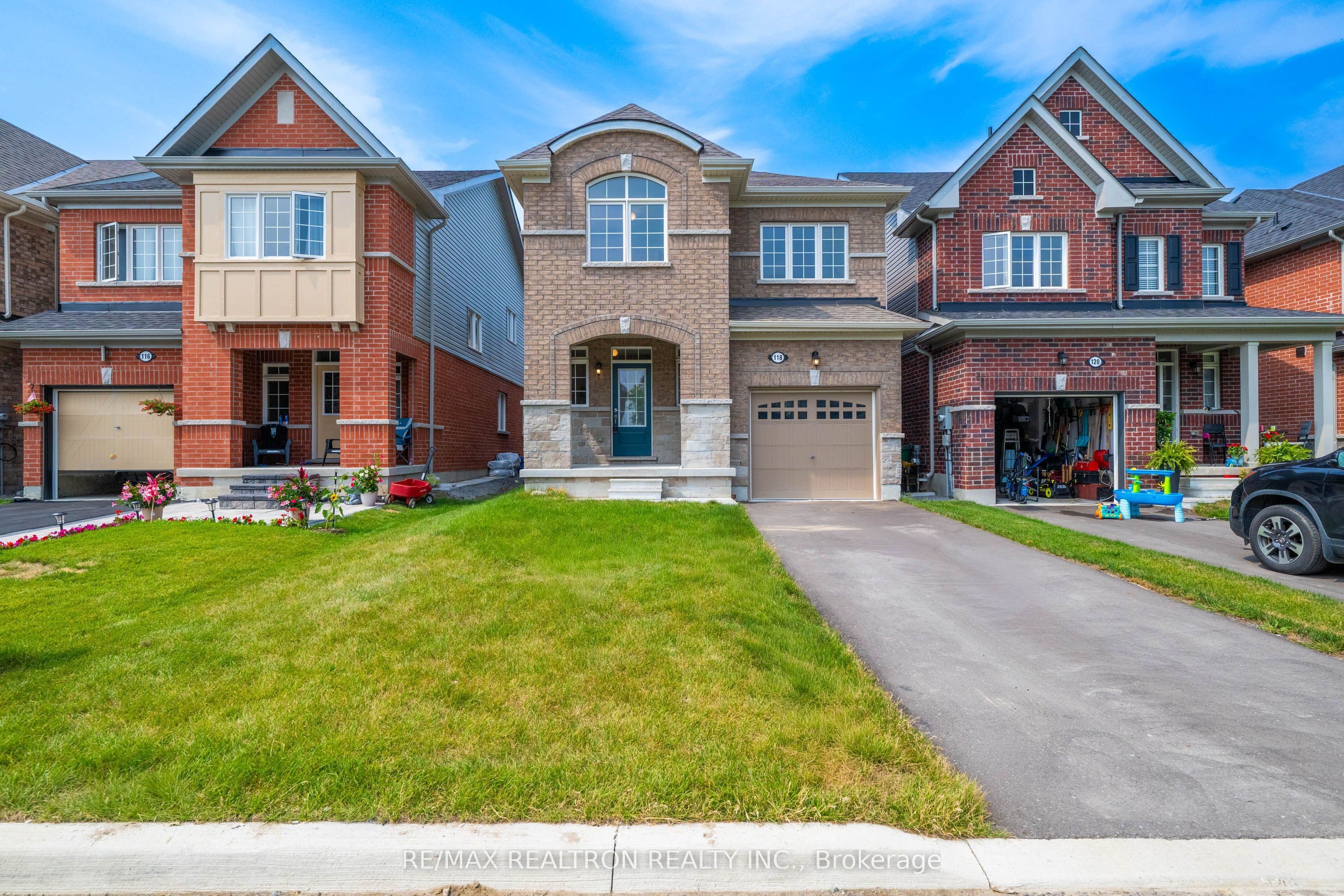 118 Cliff Thompson Court photo 1