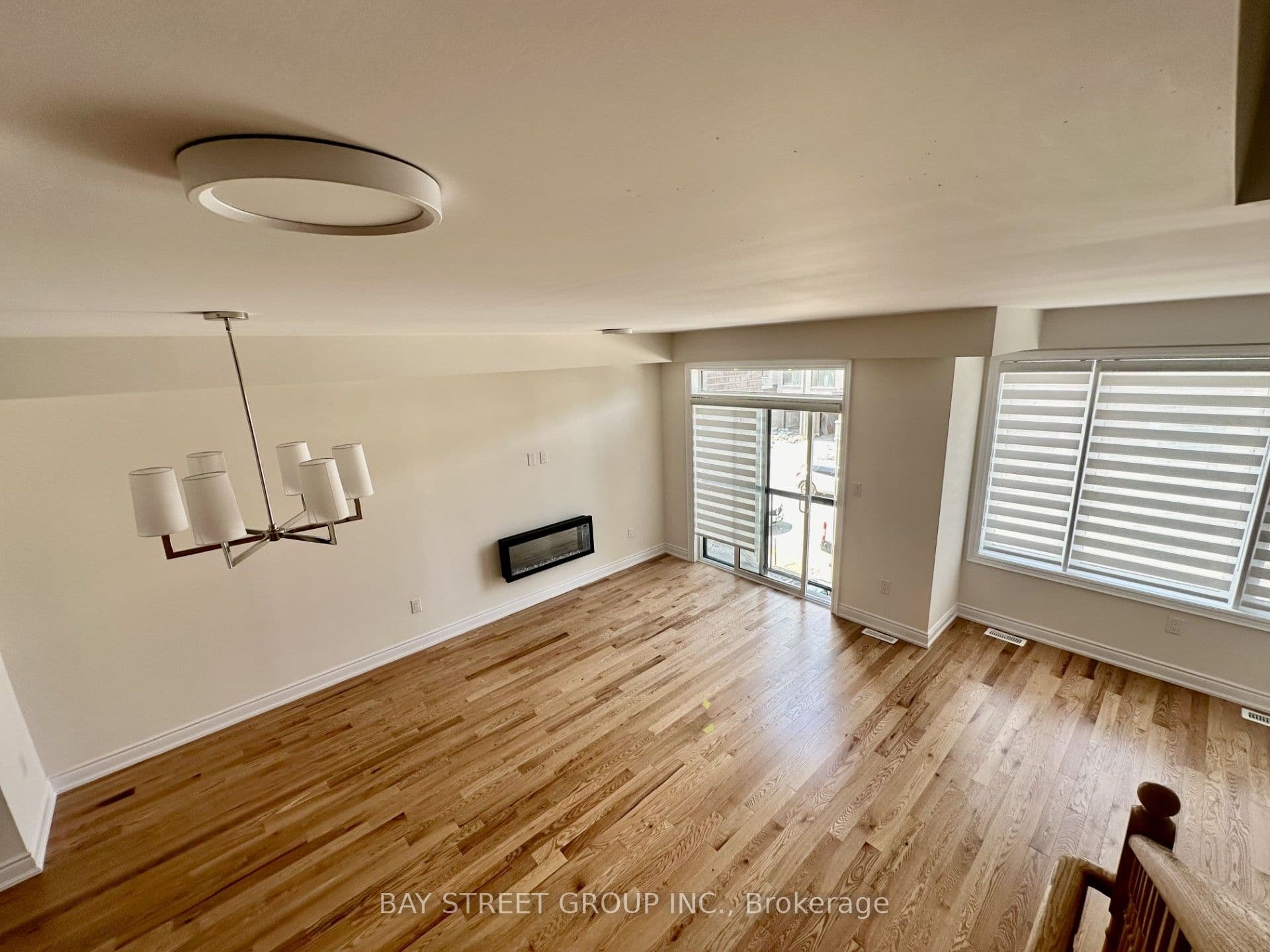 206 Tennant Circle photo 1
