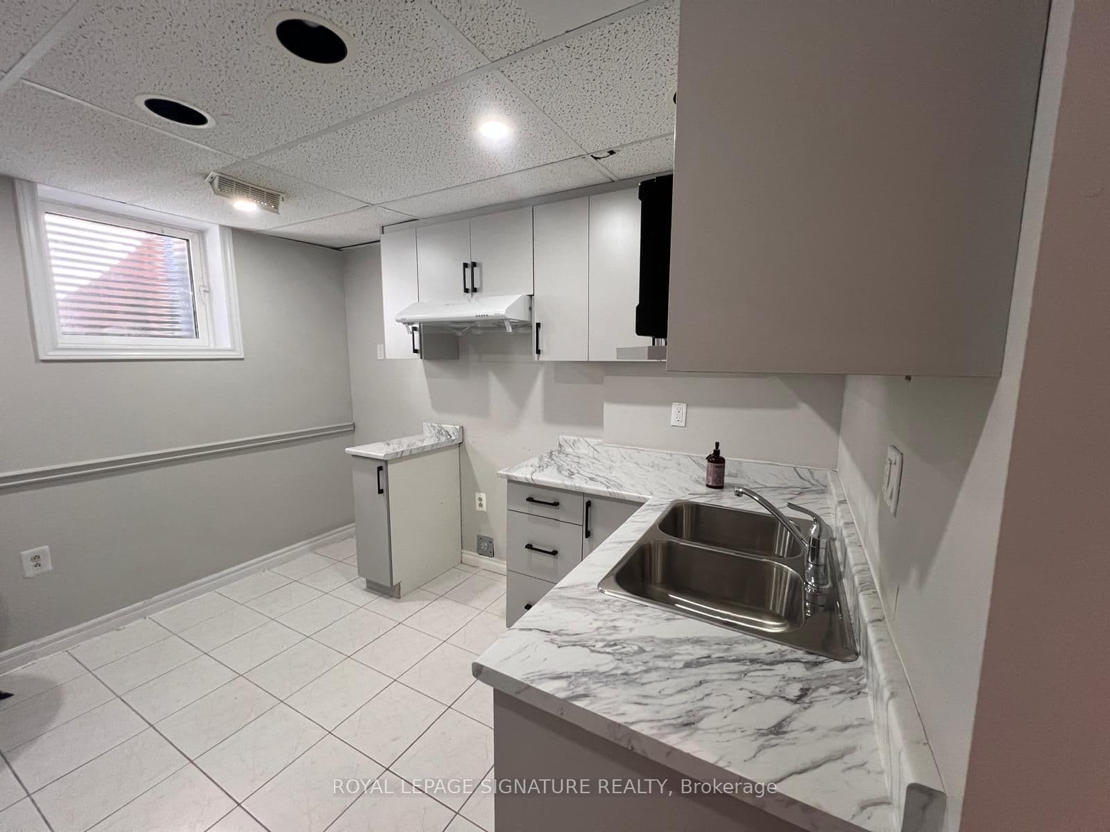 Unit Bsmt 23 Princess Boulevard photo 1