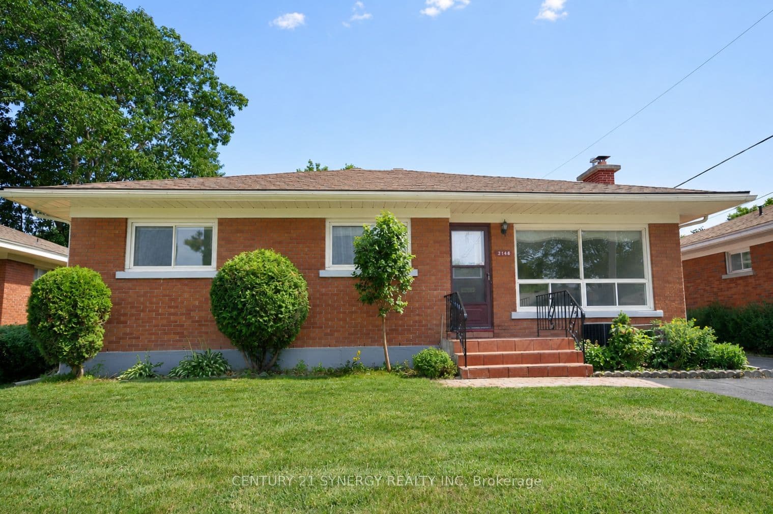 2148 Iris Street photo 1