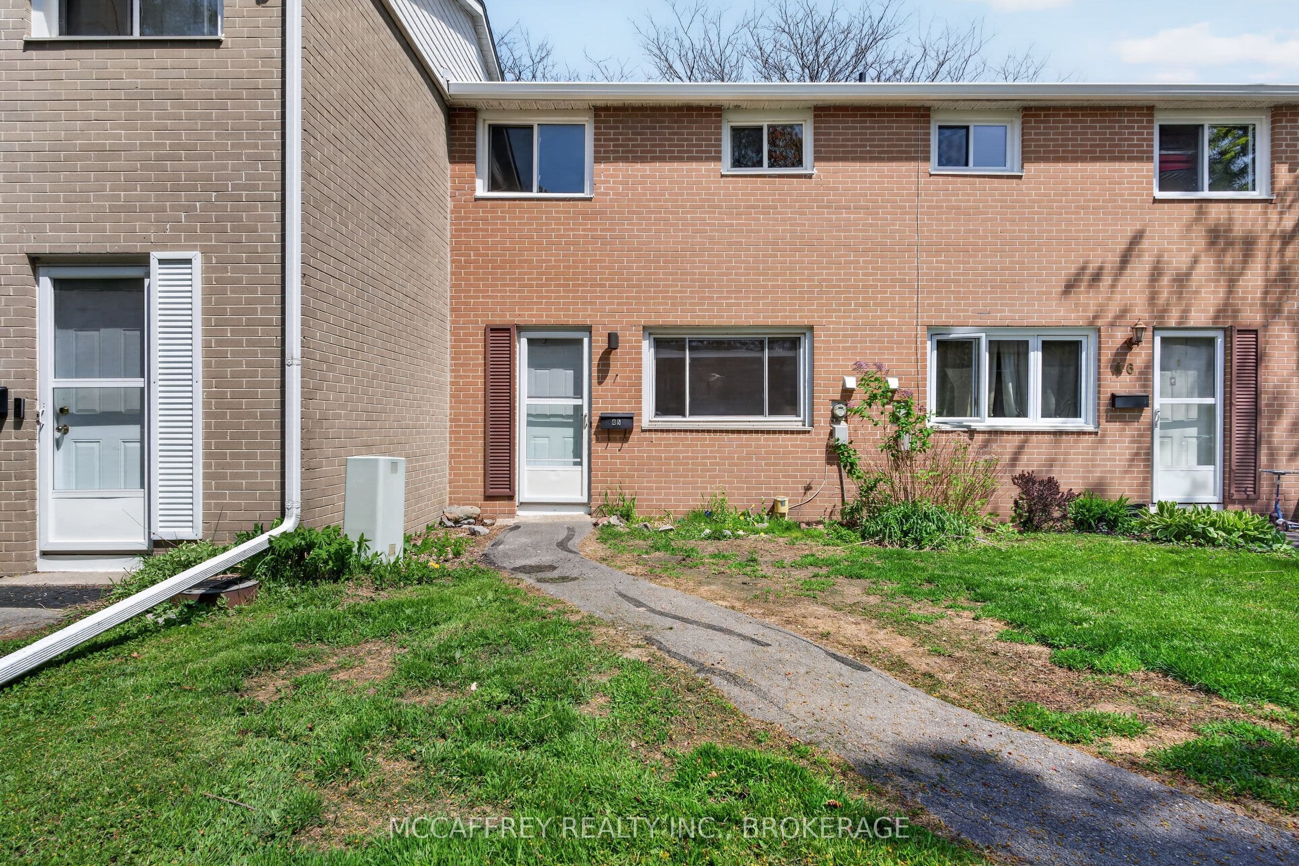 Unit 45 258 Queen Mary Road photo 1