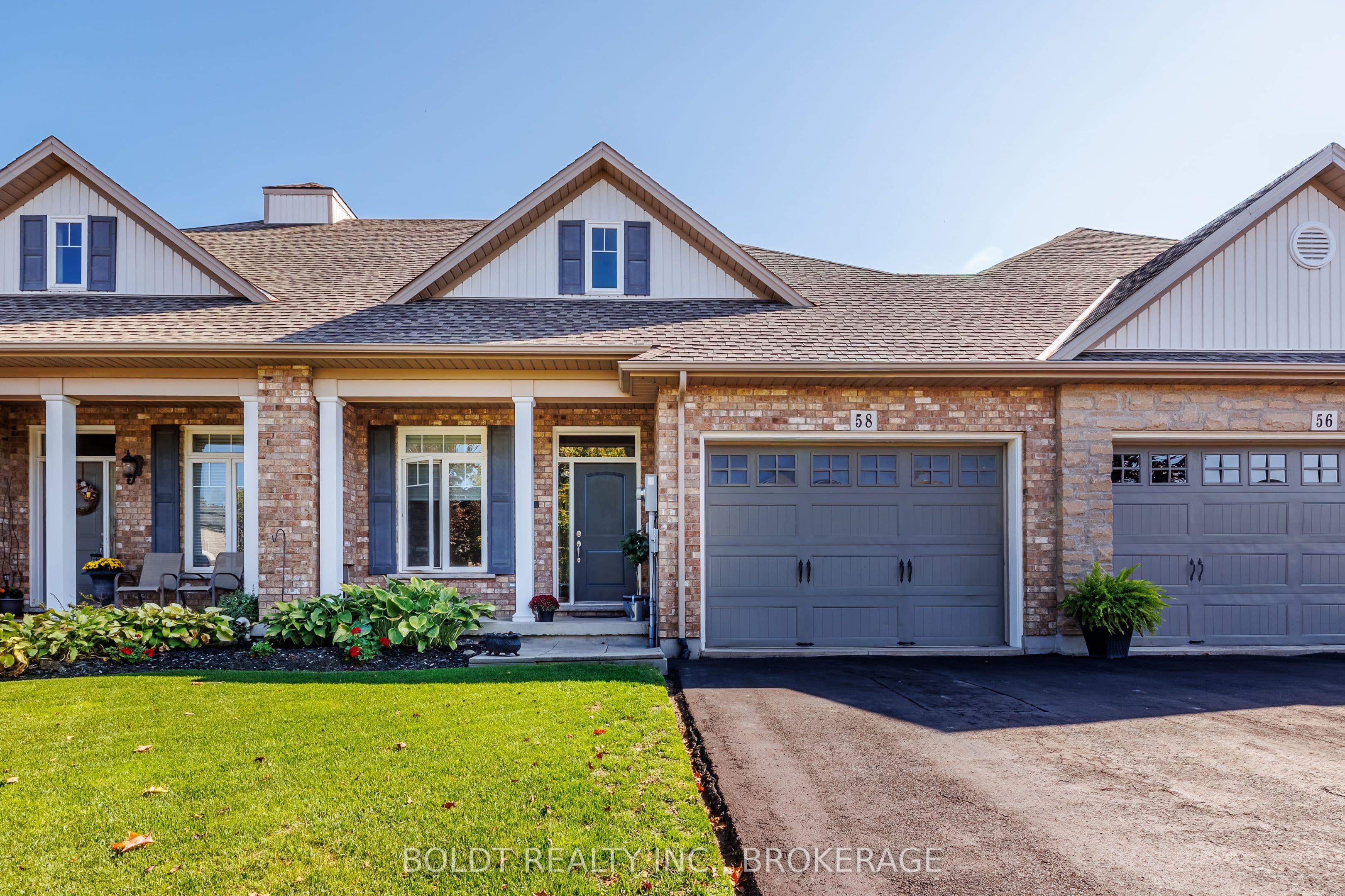 58 Videl Crescent photo 1