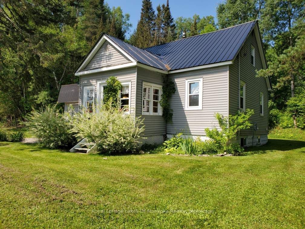 319 Ontario Street photo 1