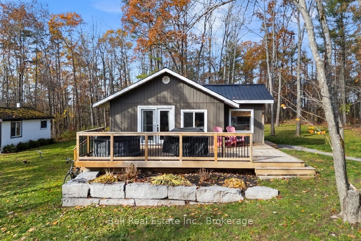 686 Coon Lake Road photo 1