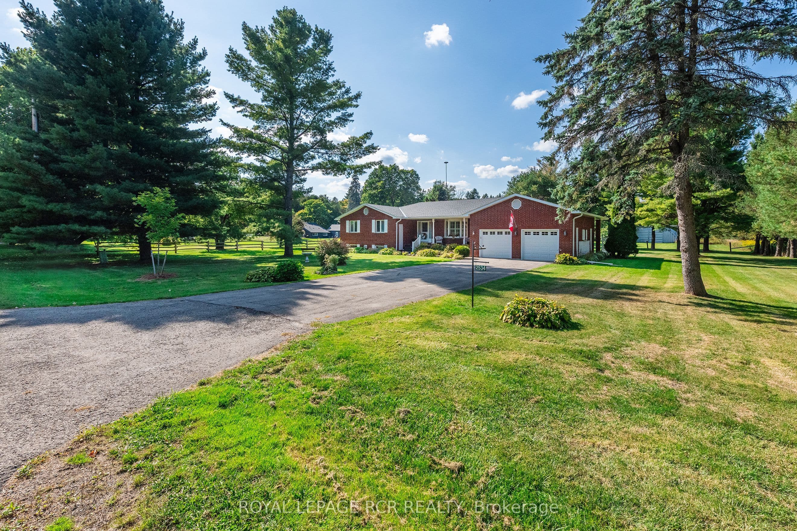 2534 Highpoint Side Road photo 1