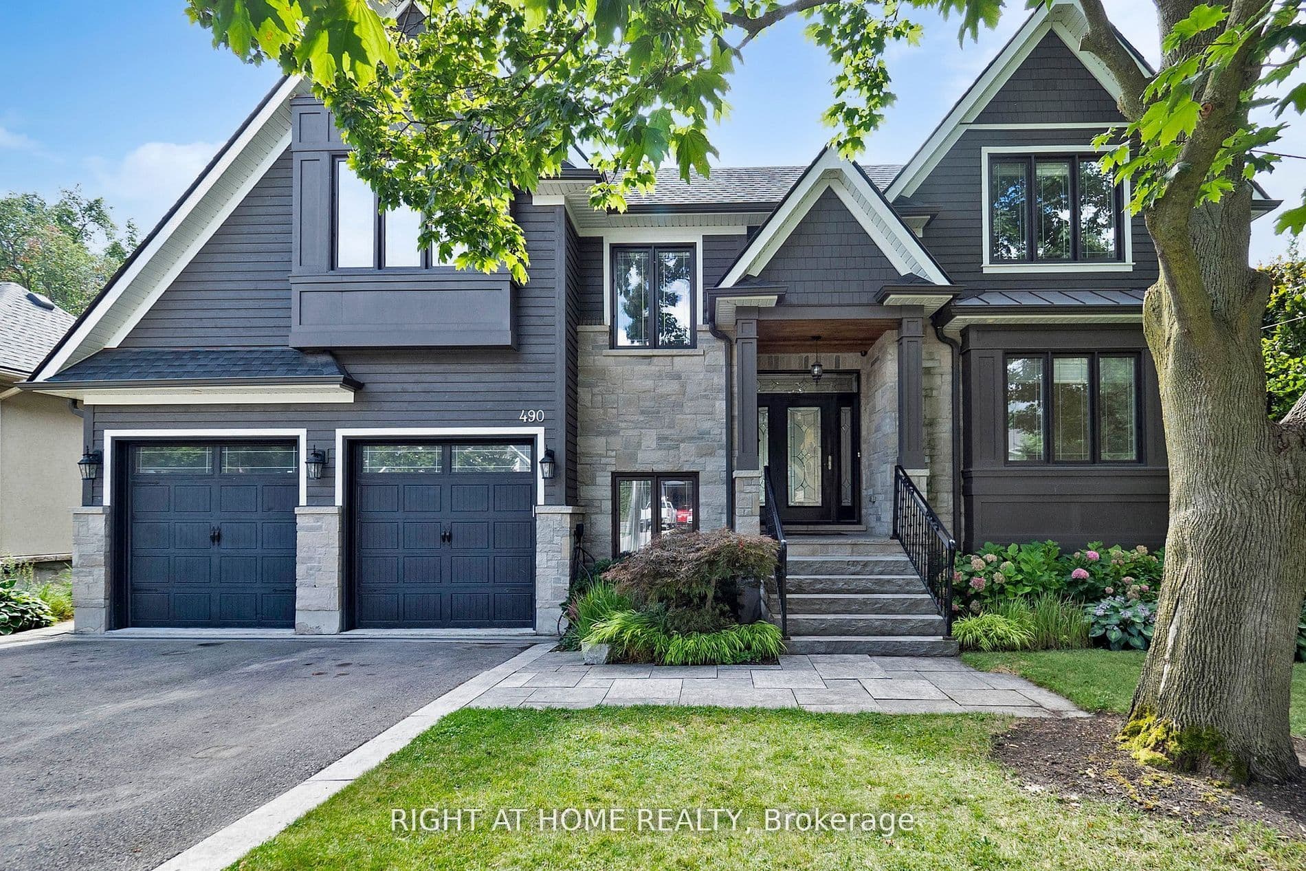 490 Orchard Drive photo 1