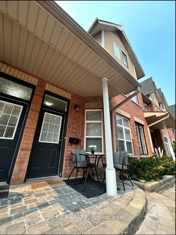 Unit 6 125 Hall Street photo 1