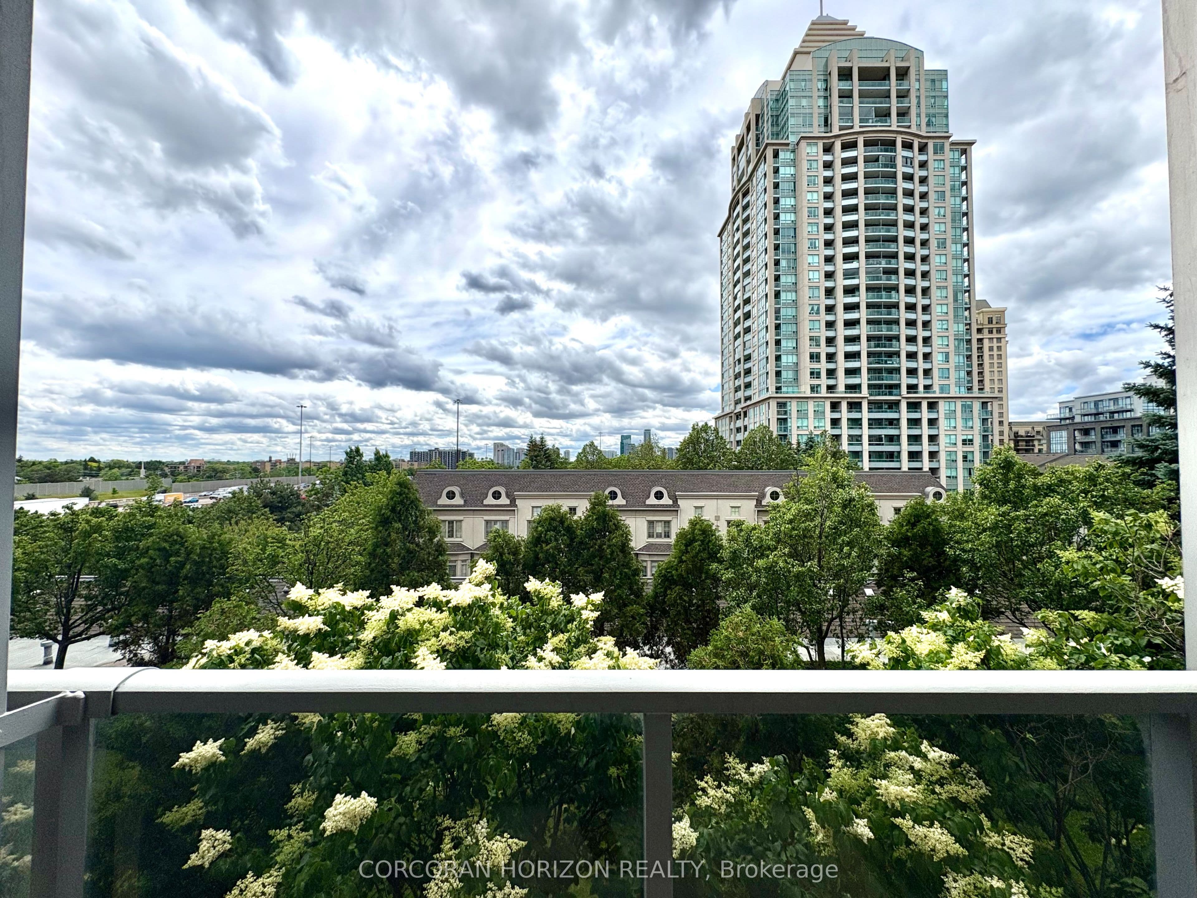 Unit 314 1 Rean Drive photo 1
