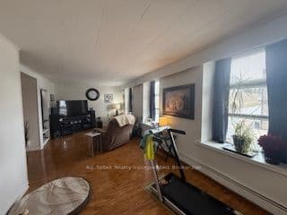 636 Campbell Street photo 1