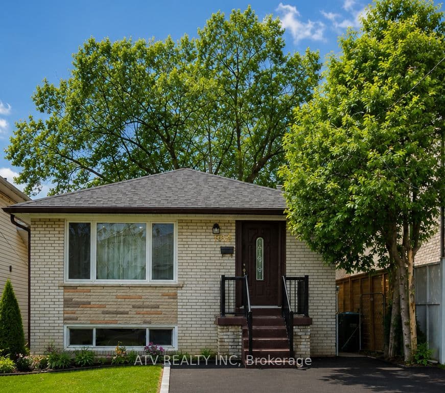1064 Eastmount Avenue photo 1