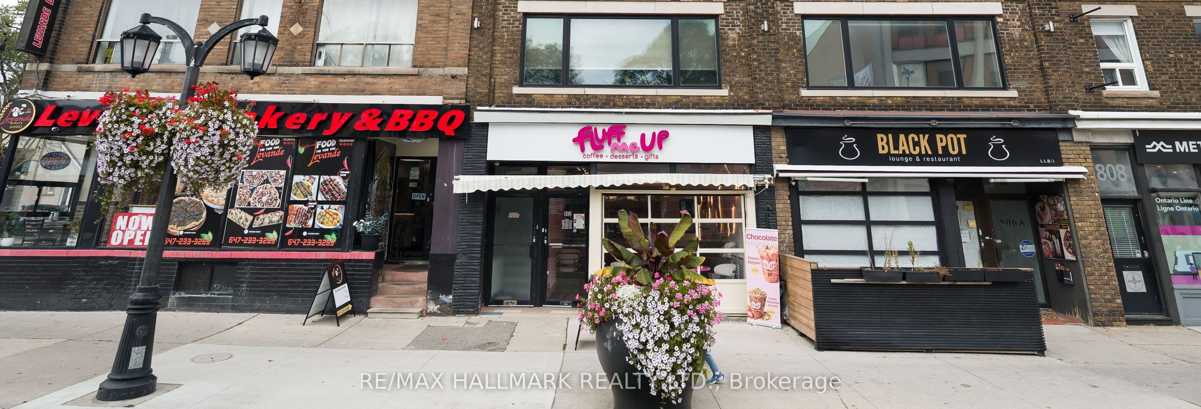 800 Danforth Avenue photo 1