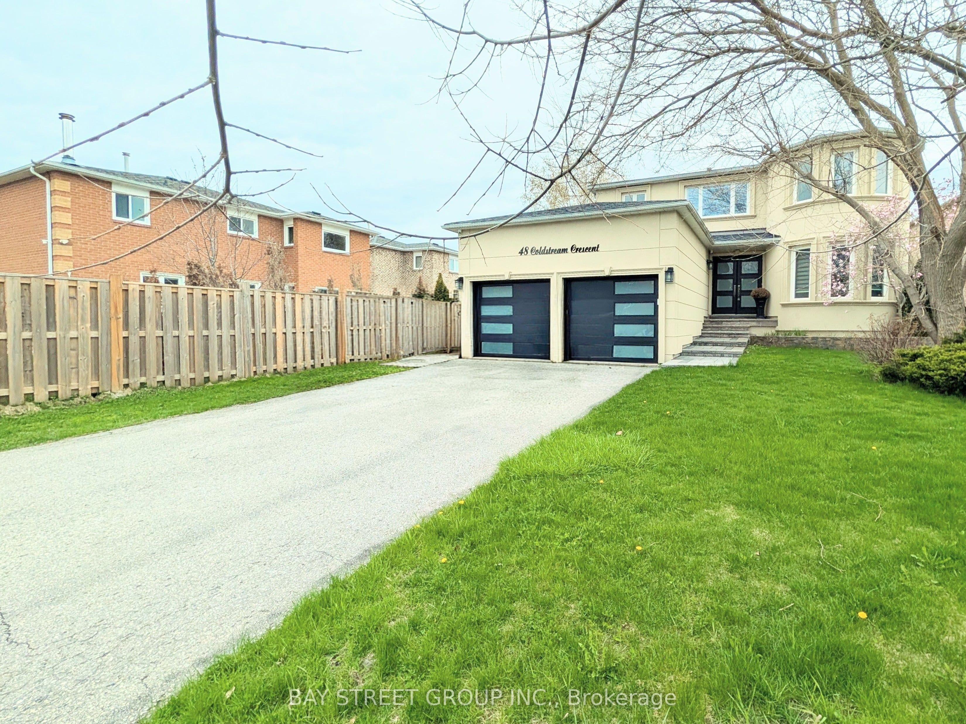 48 Coldstream Crescent photo 1