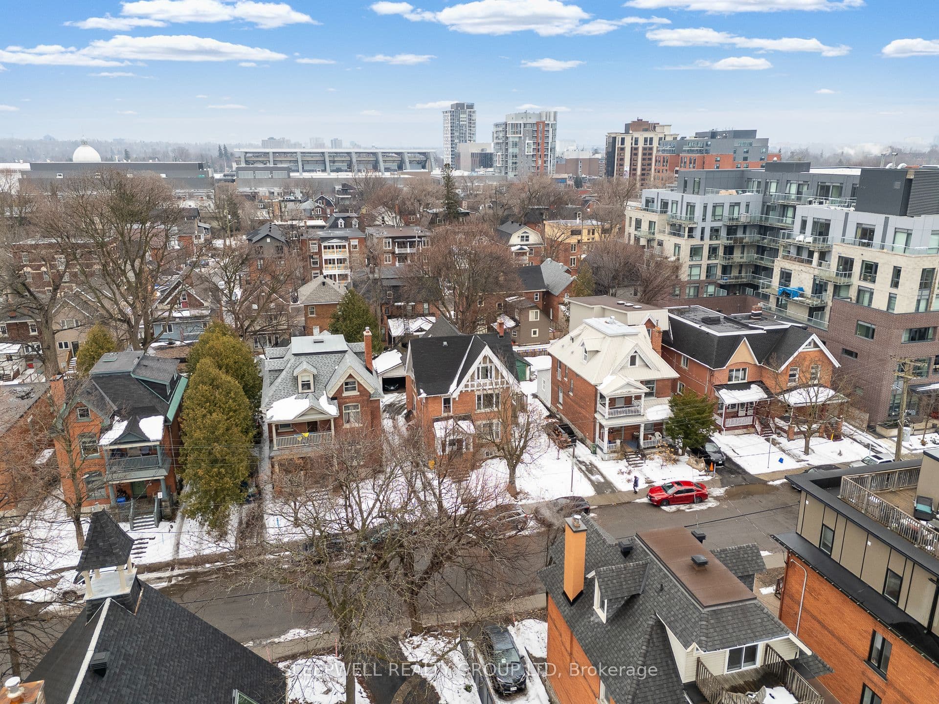 84 Fourth Avenue photo 1