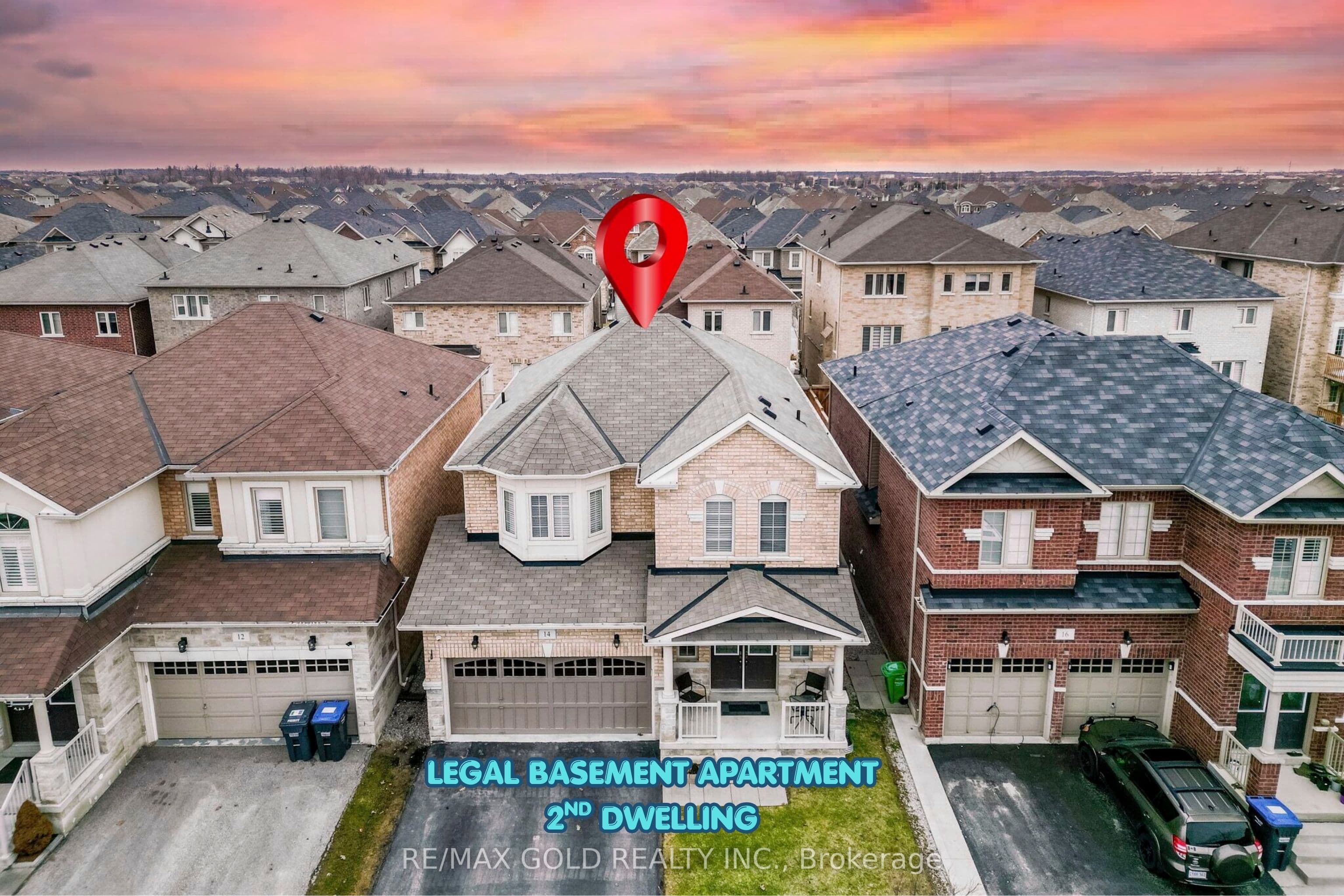 14 Lloyd Crescent photo 1