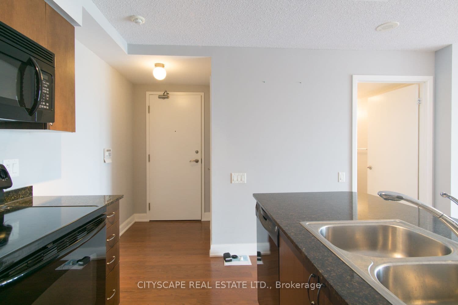 Unit 2906 2191 Yonge Street photo 1