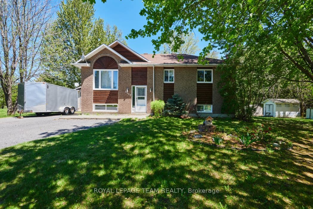 1115 Des Cerisiers Street photo 1