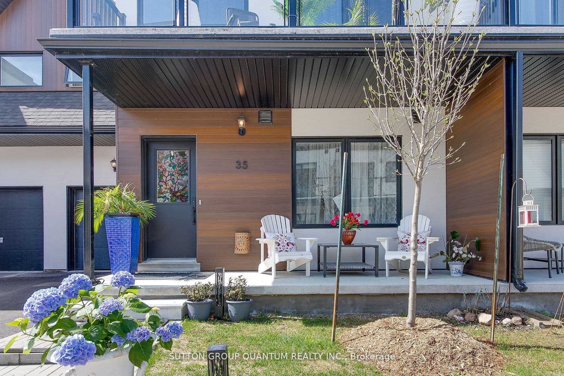 35 Ruby Crescent photo 1