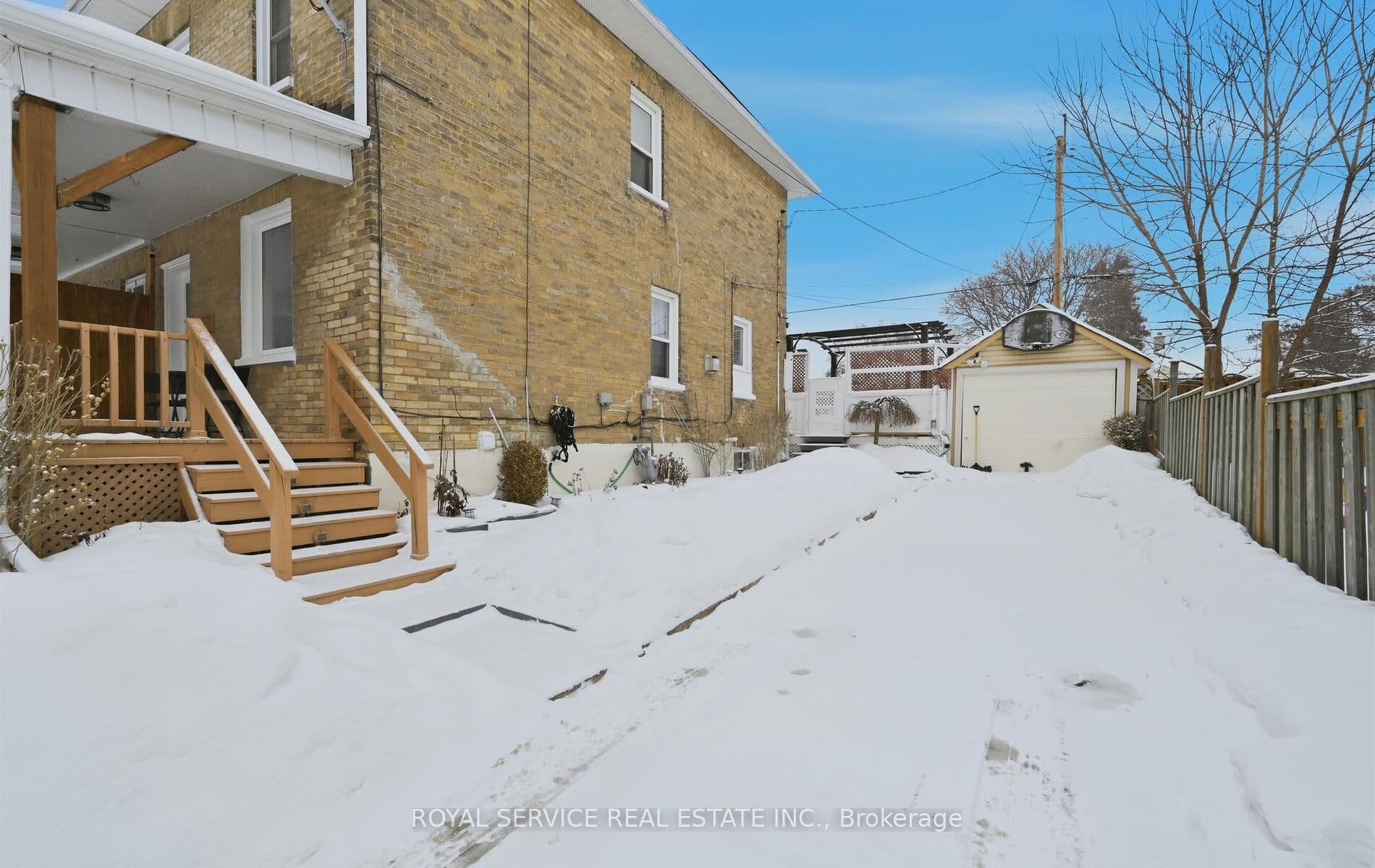 14 Liberty Place photo 1
