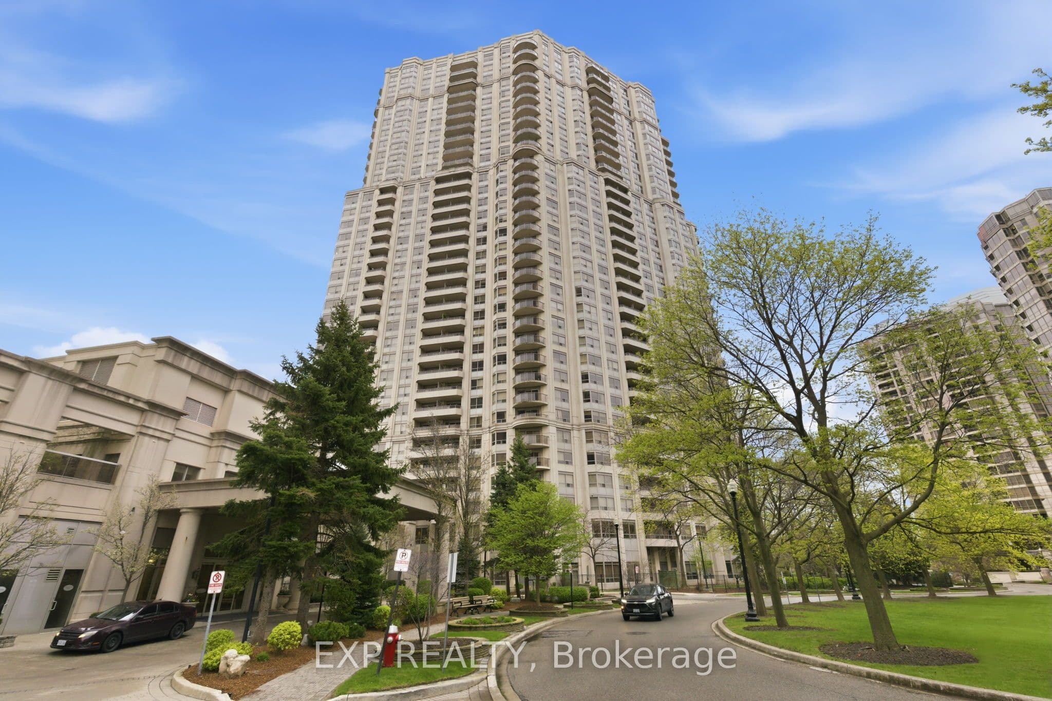 Unit 2120 25 Kingsbridge Garden Circle photo 1