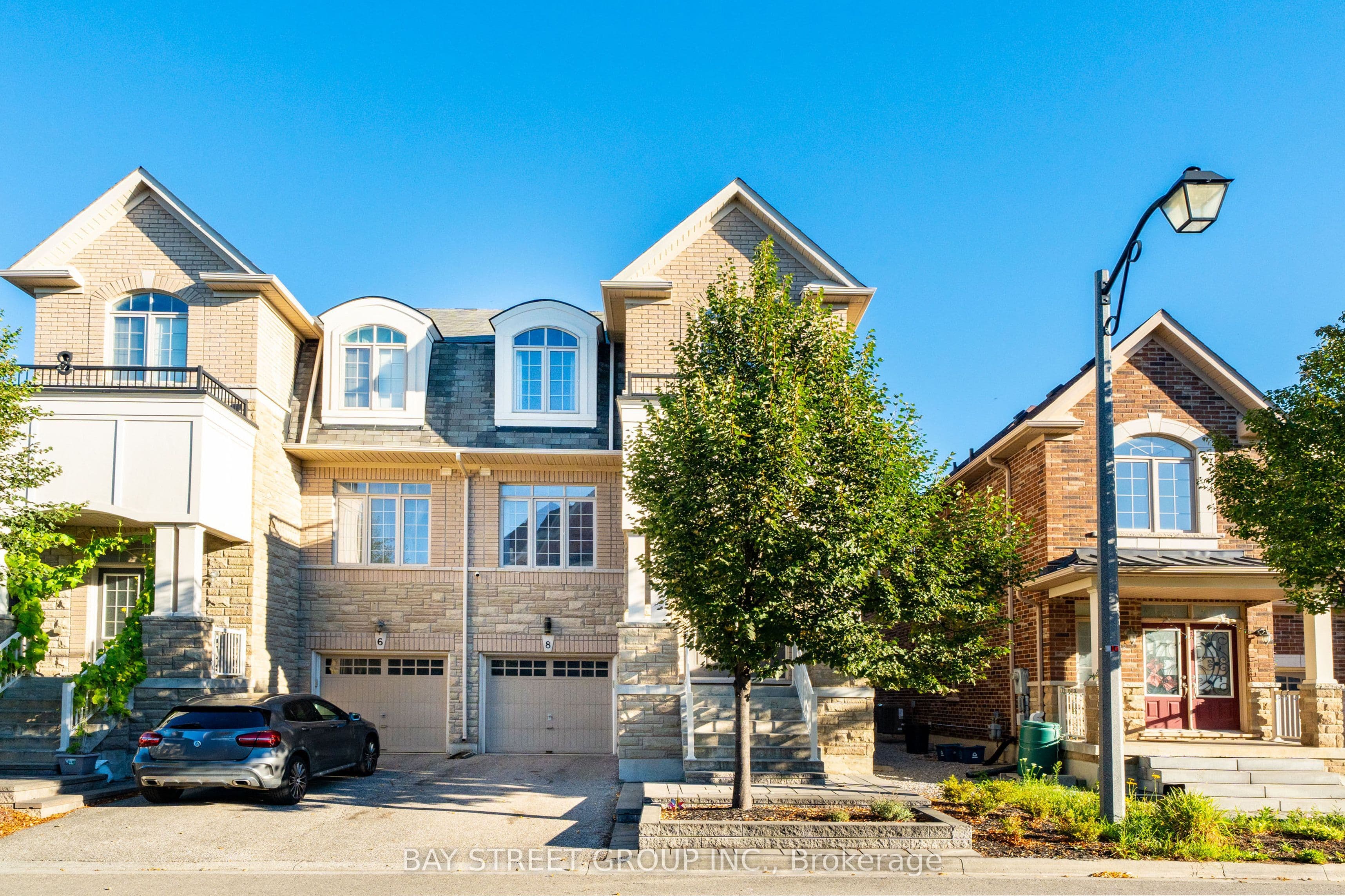 8 Zeng Cheng Drive photo 1