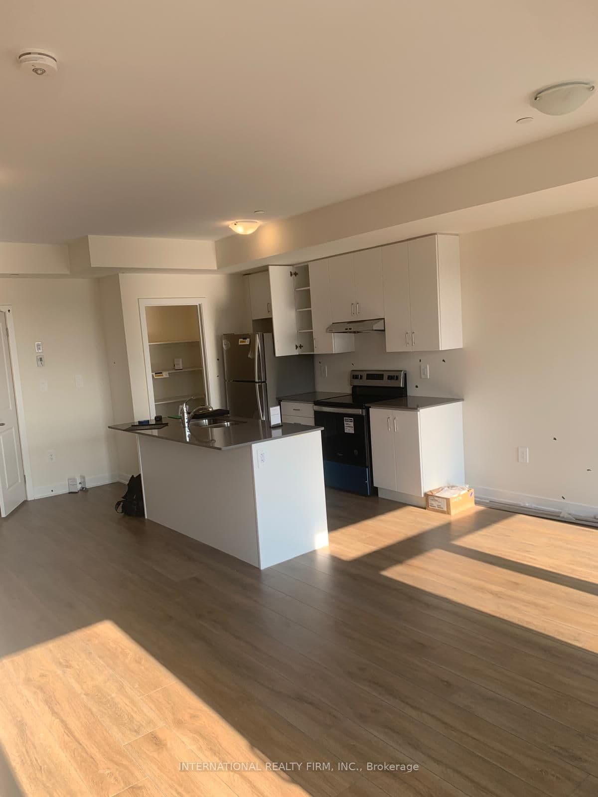 Unit 320 755 Omega Drive photo 1