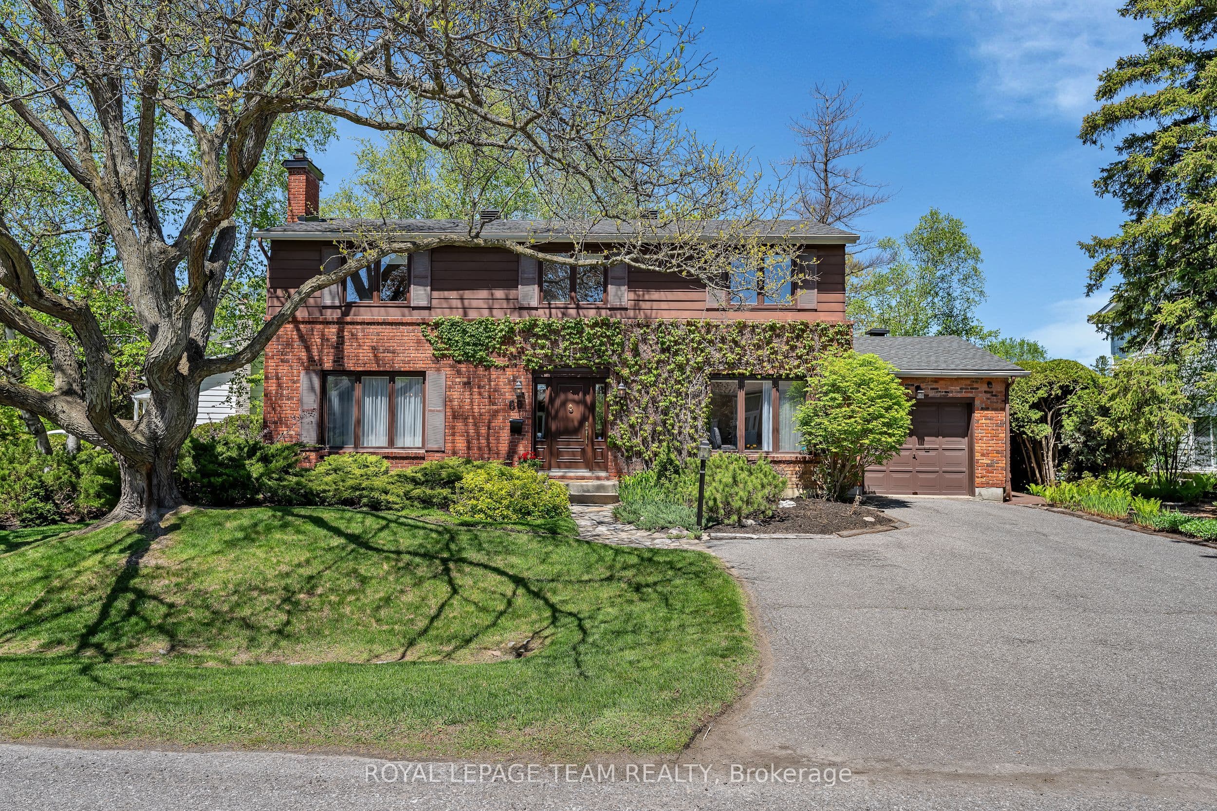 60 Horner Drive photo 1