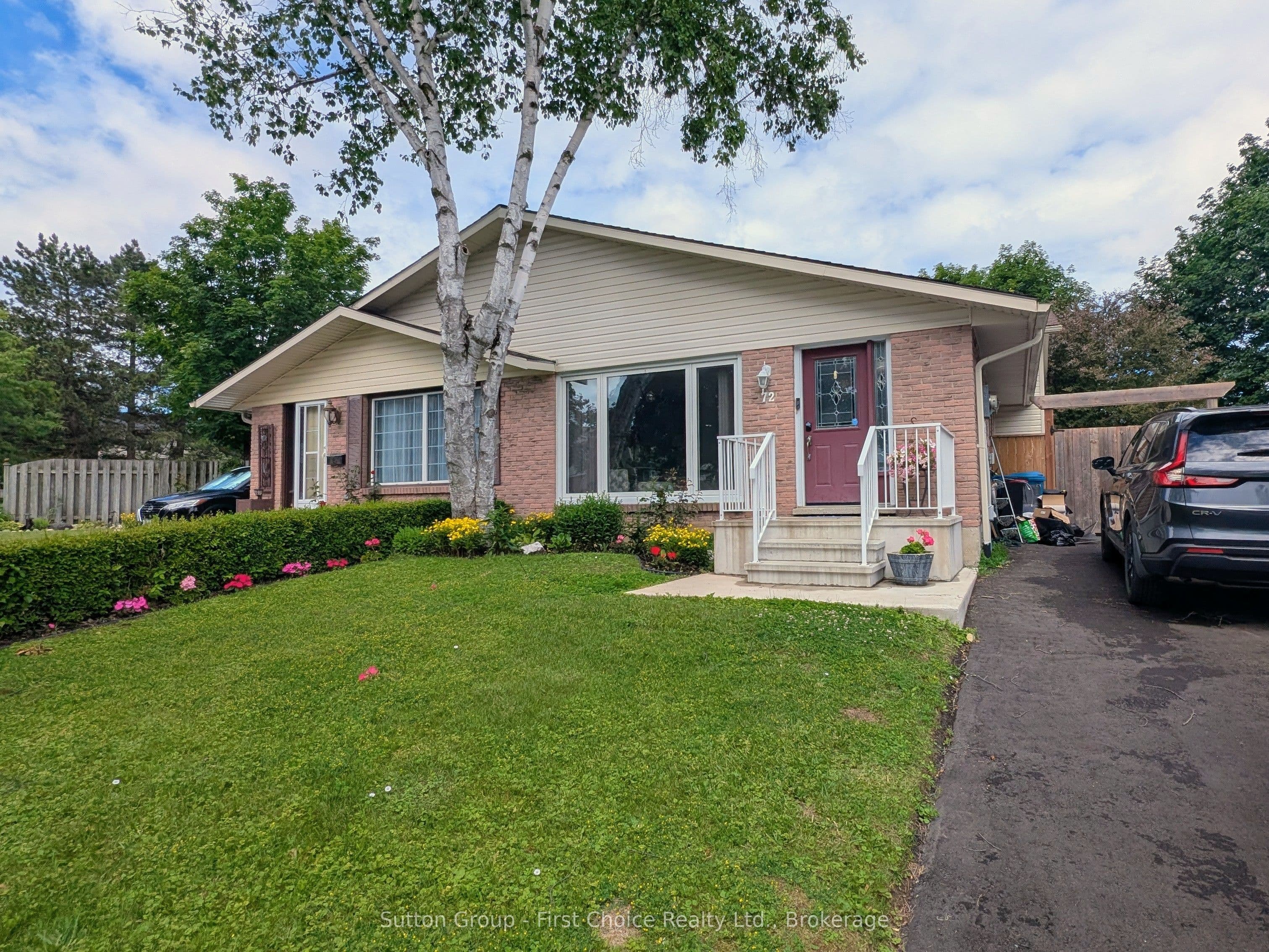 72 Avonwood Drive photo 1