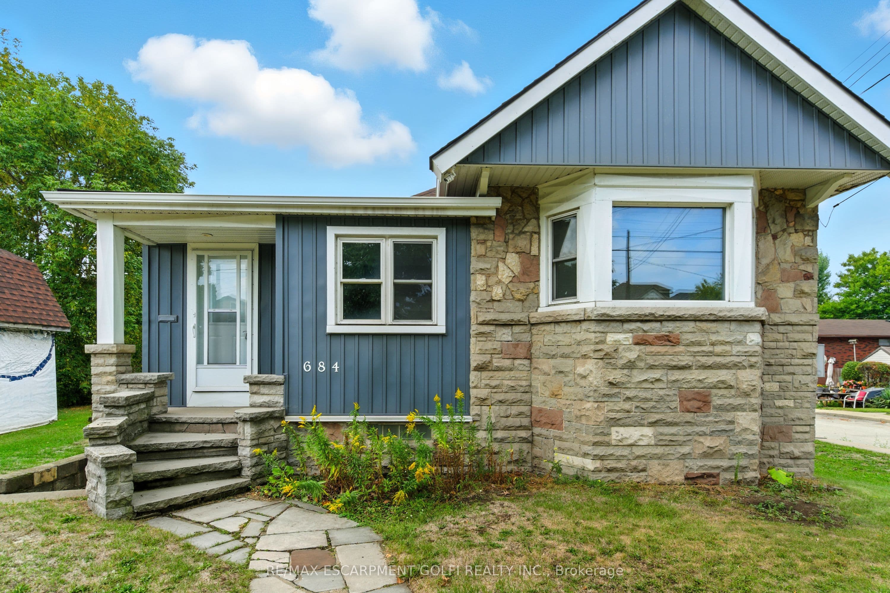 684 Beach Boulevard photo 1
