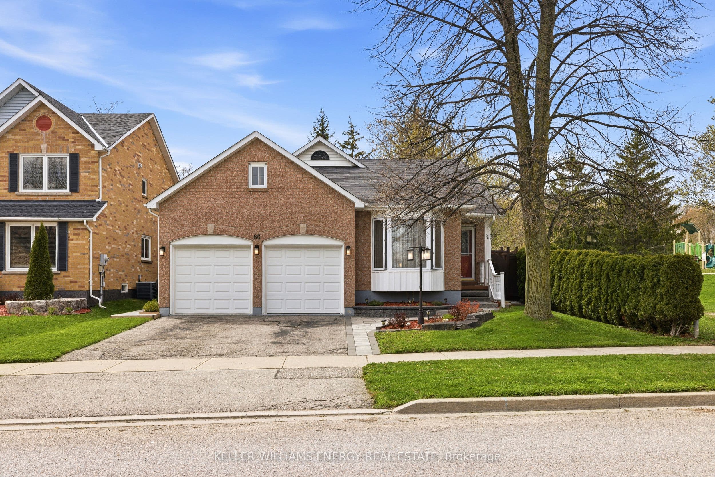86 Rhonda Boulevard photo 1