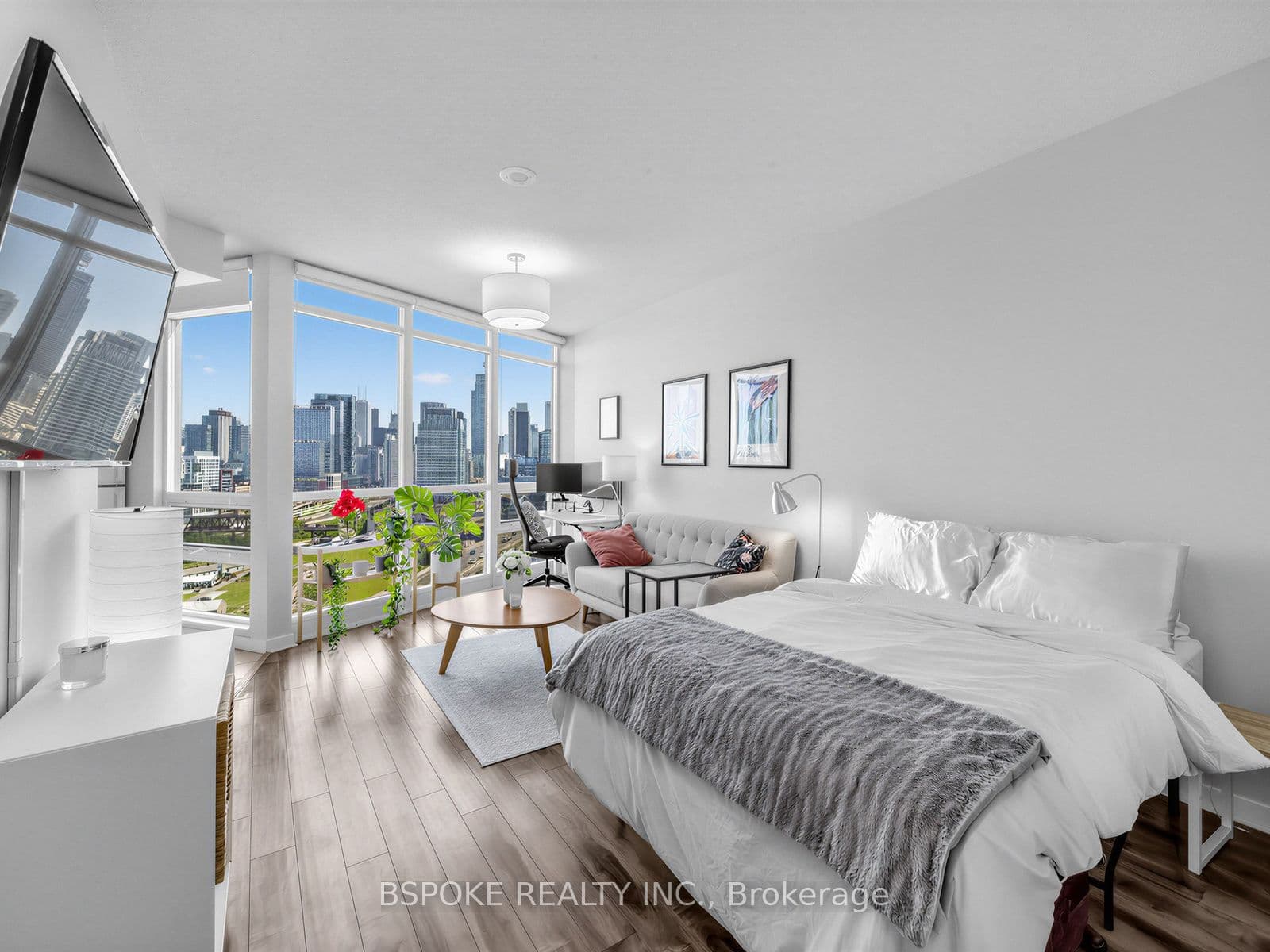 Unit 2210 231 Fort York Boulevard photo 1
