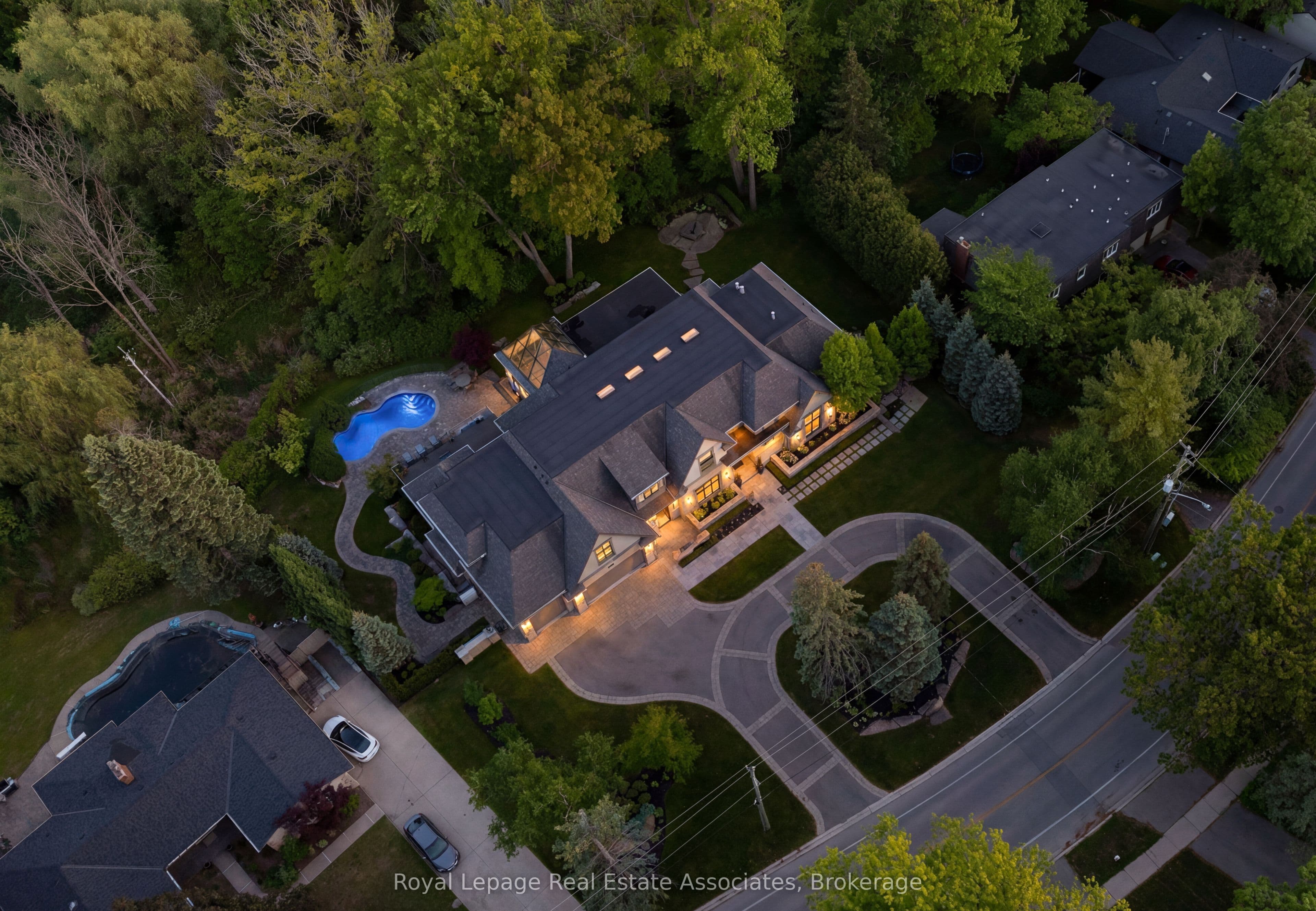 1412 Birchwood Drive photo 1