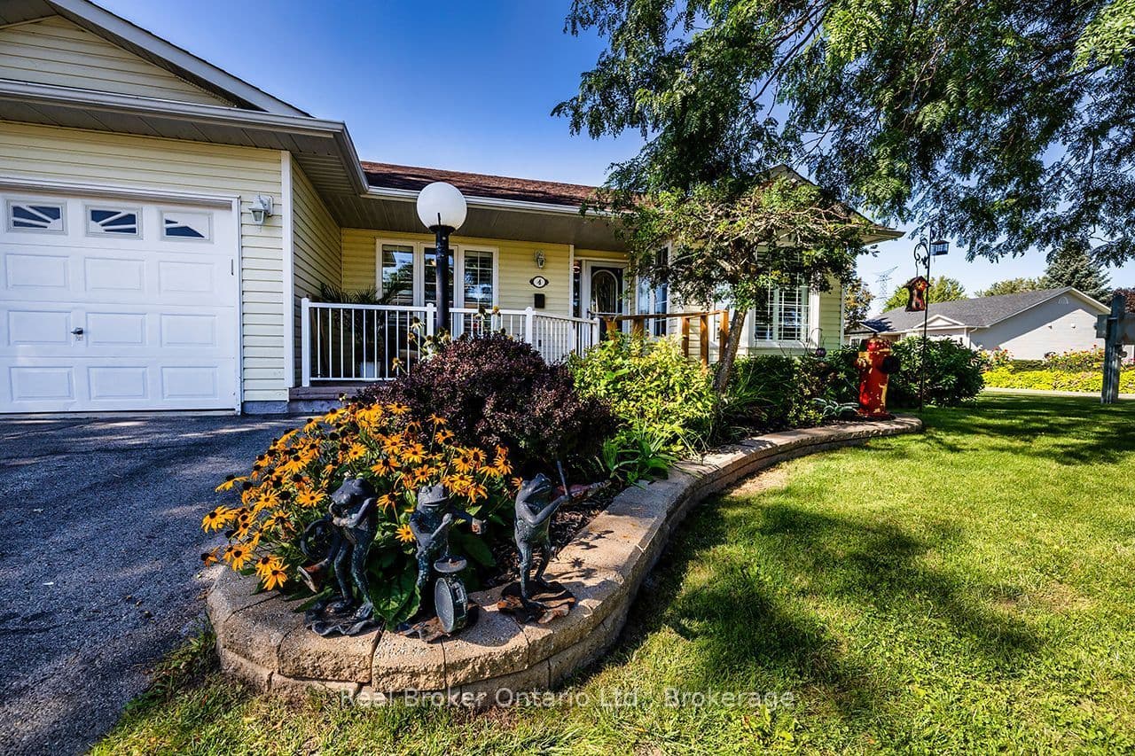 4 Birch Tree Lane photo 1