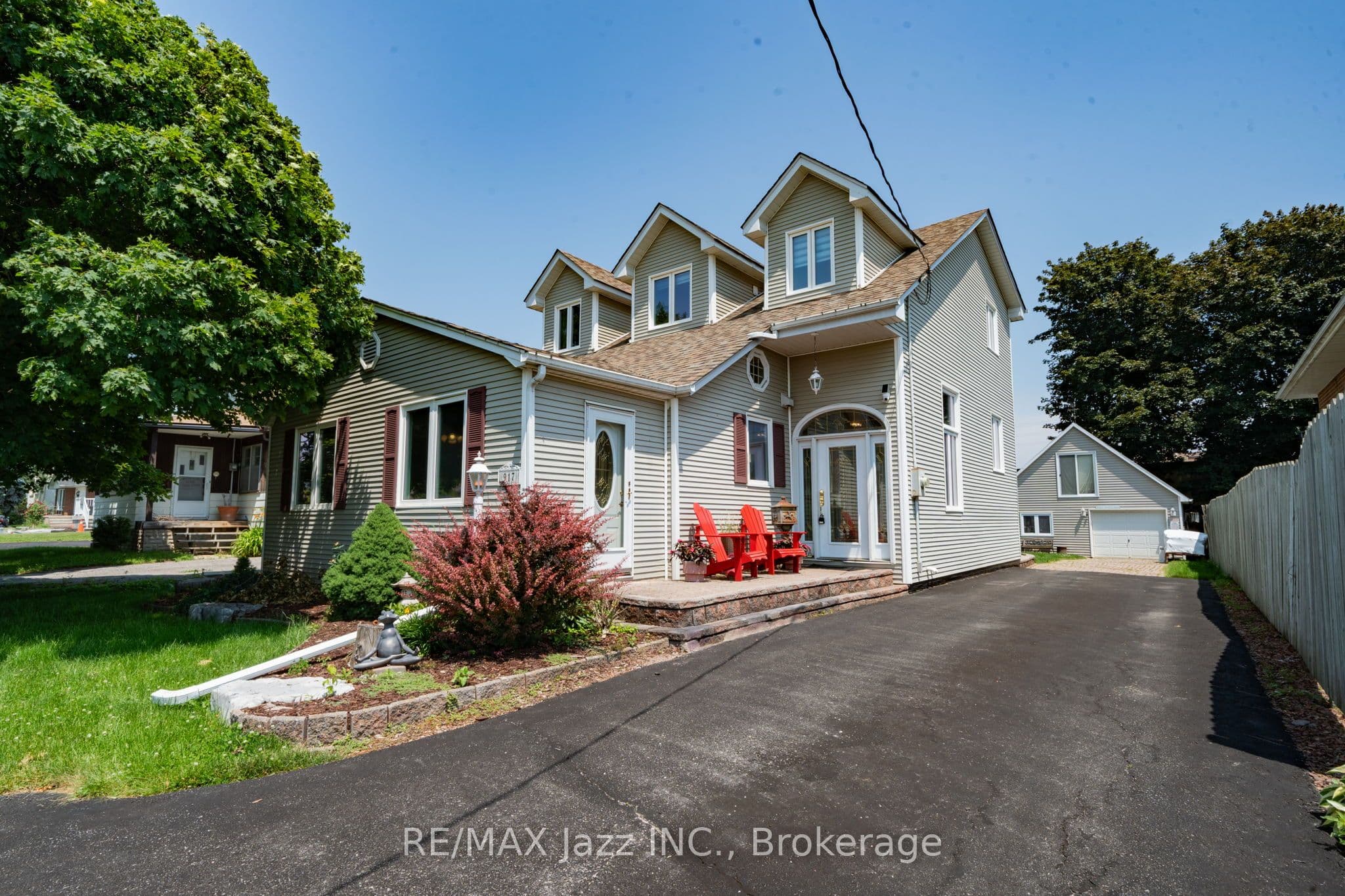 917 Byron Street photo 1