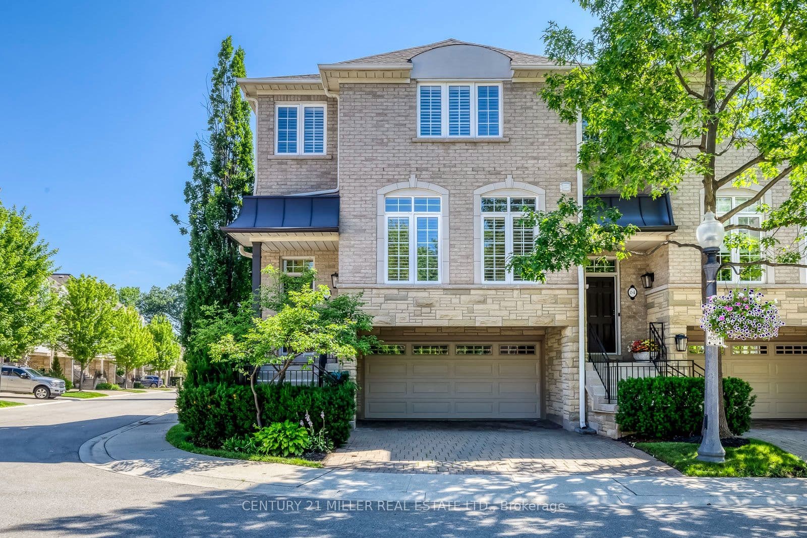 Unit 65 1267 Dorval Drive photo 1