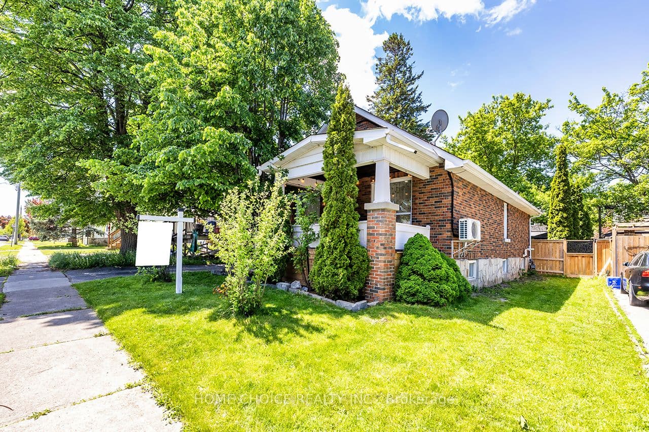 140 Gladstone Avenue photo 1