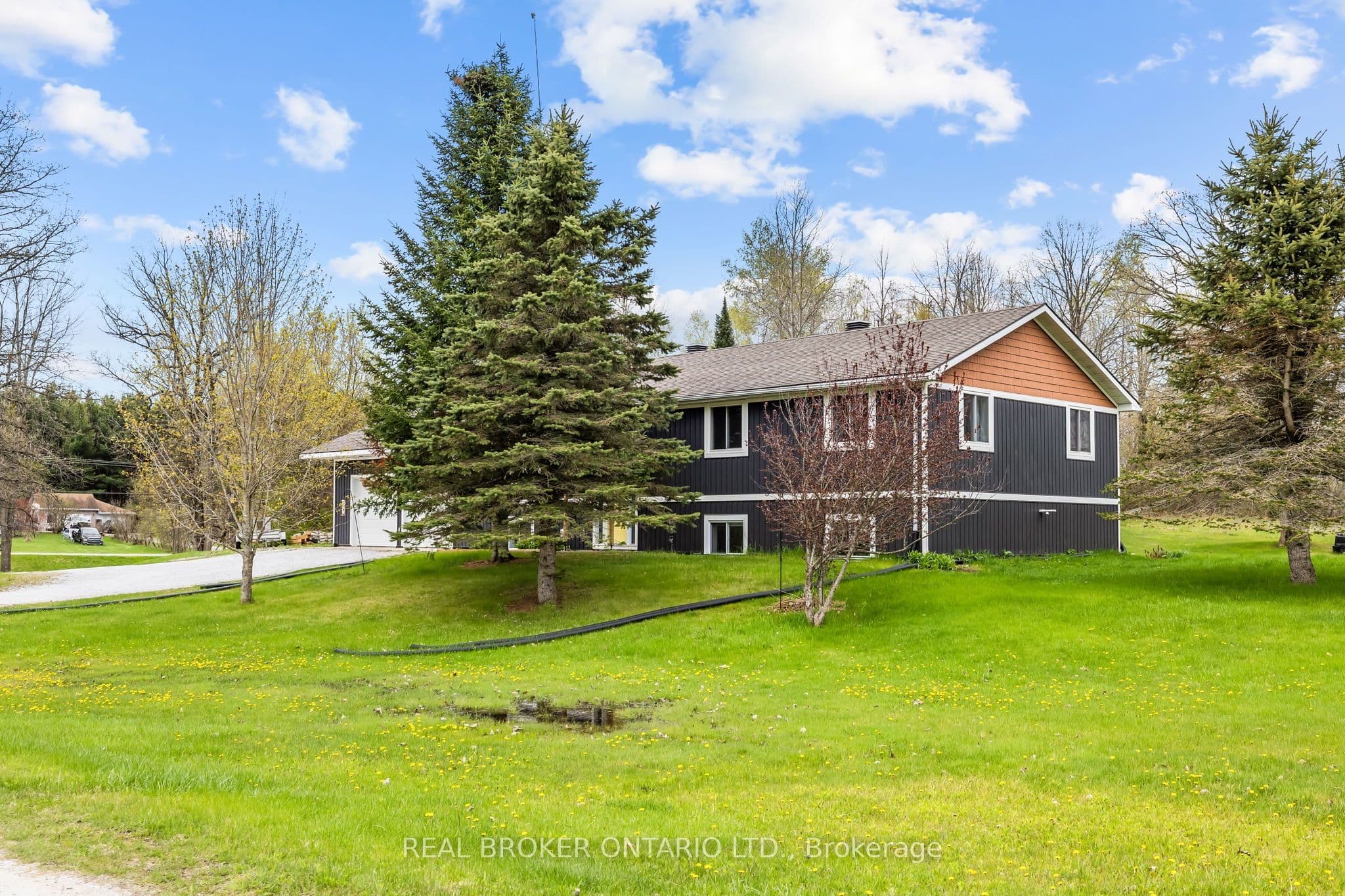 462 Anglican Church Road photo 1