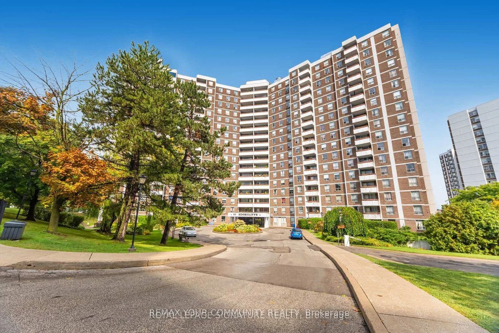 Unit 514 10 Edgecliff Golfway photo 1