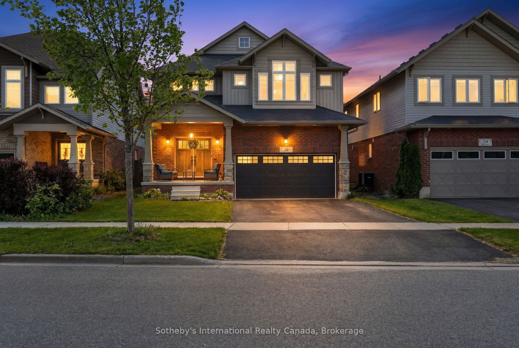 36 Kayla Crescent photo 1