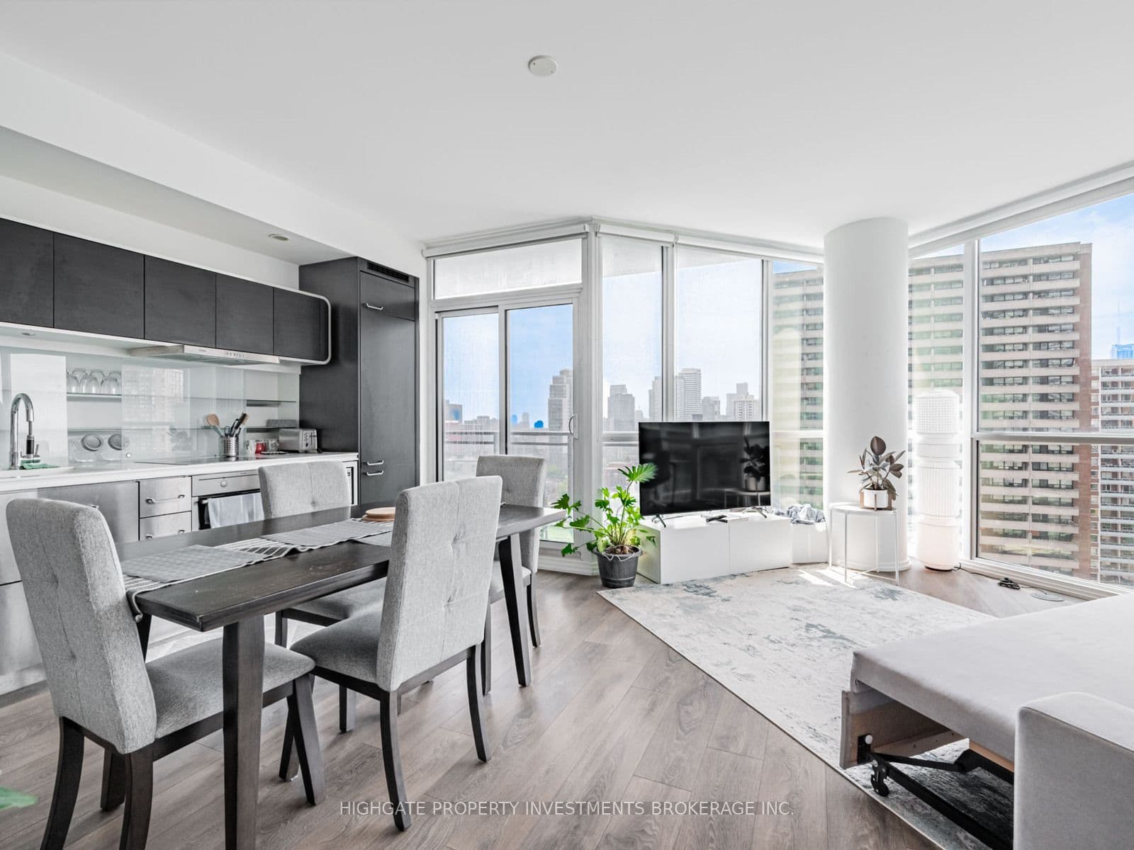 Unit 1801 45 Charles Street photo 1