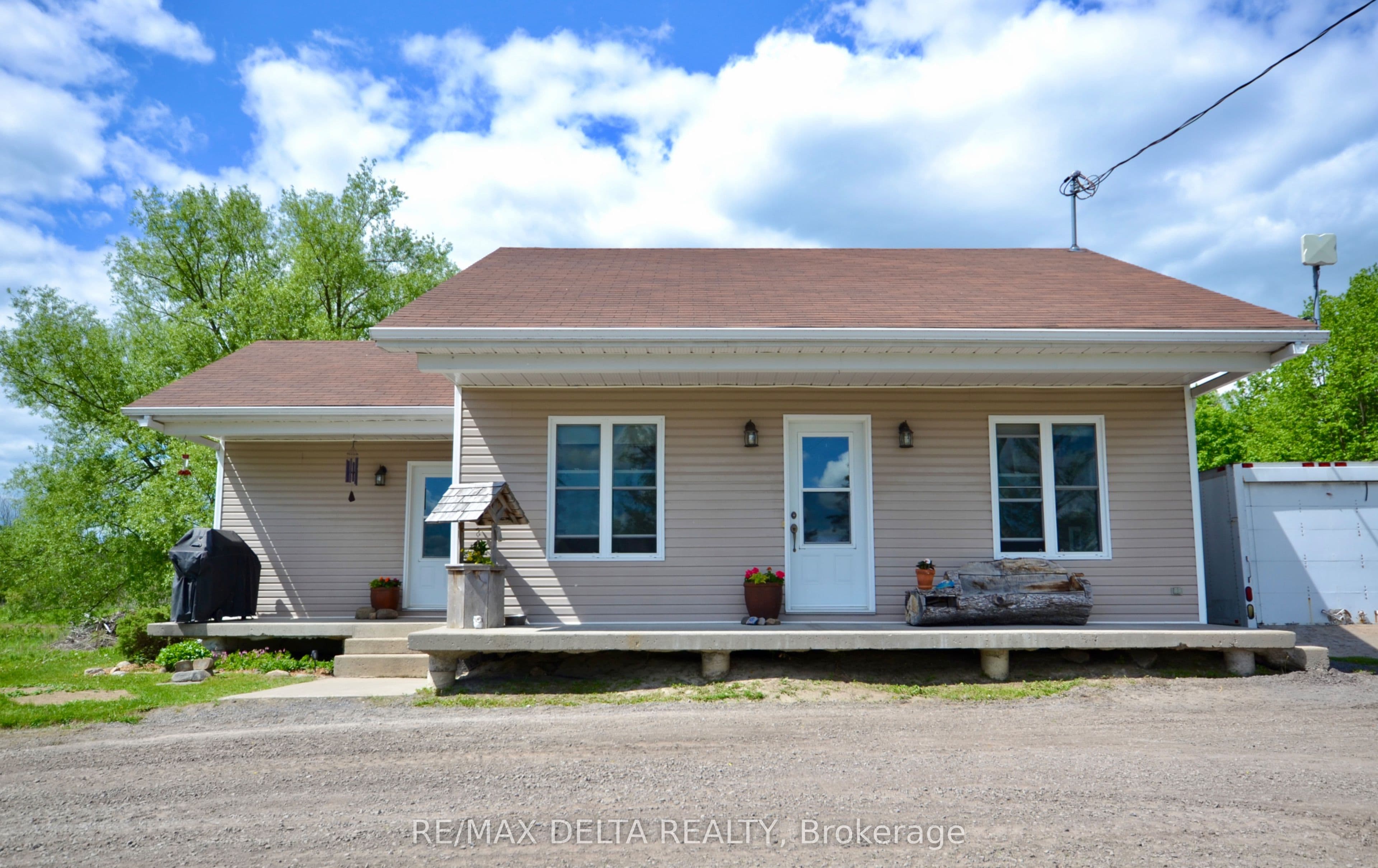 2635 Concession 2 Road photo 1